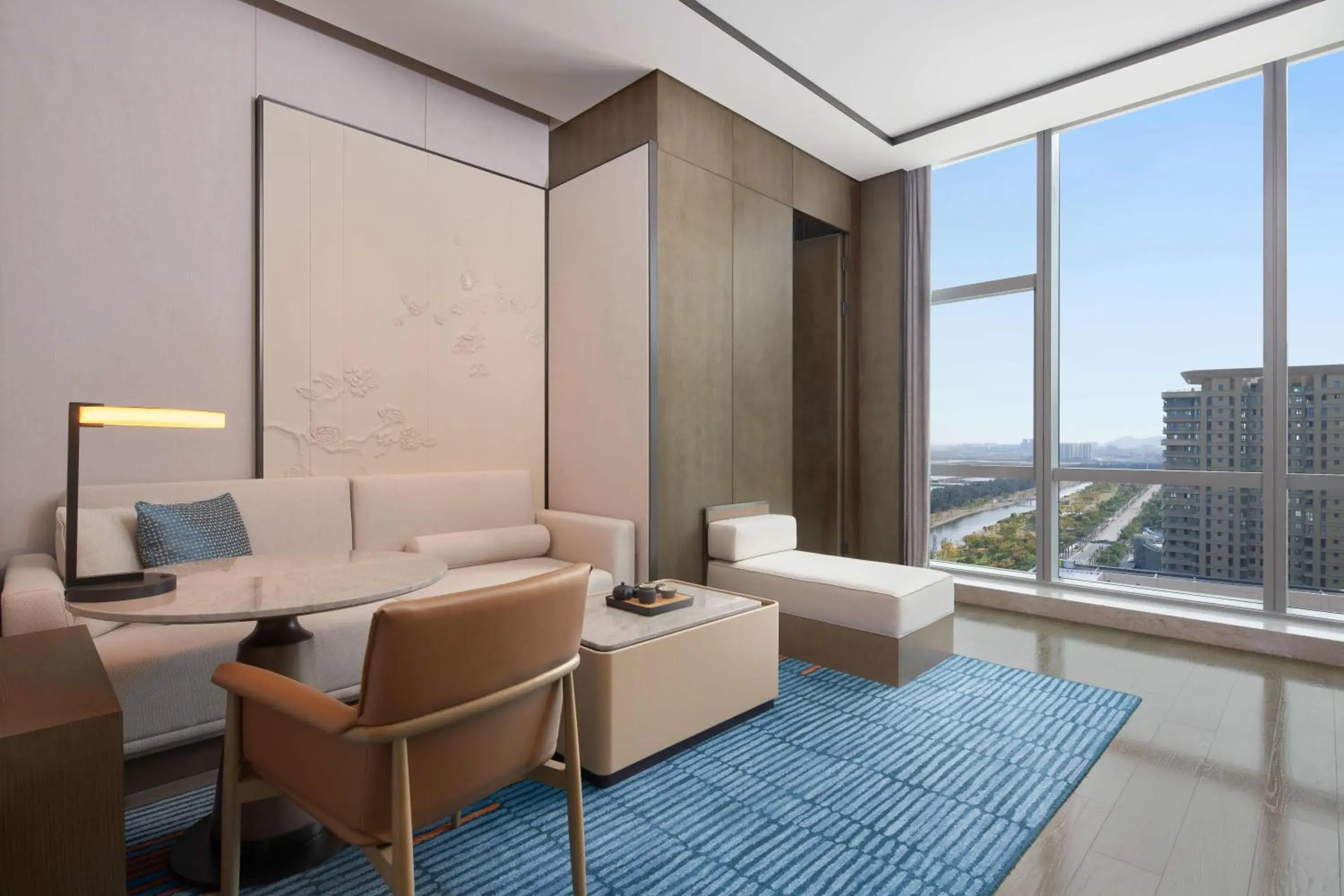 Executive Suite Room in Courtyard by Marriott Wenzhou Yueqing Executive Suite Room in Courtyard by Marriott Wenzhou Yueqing