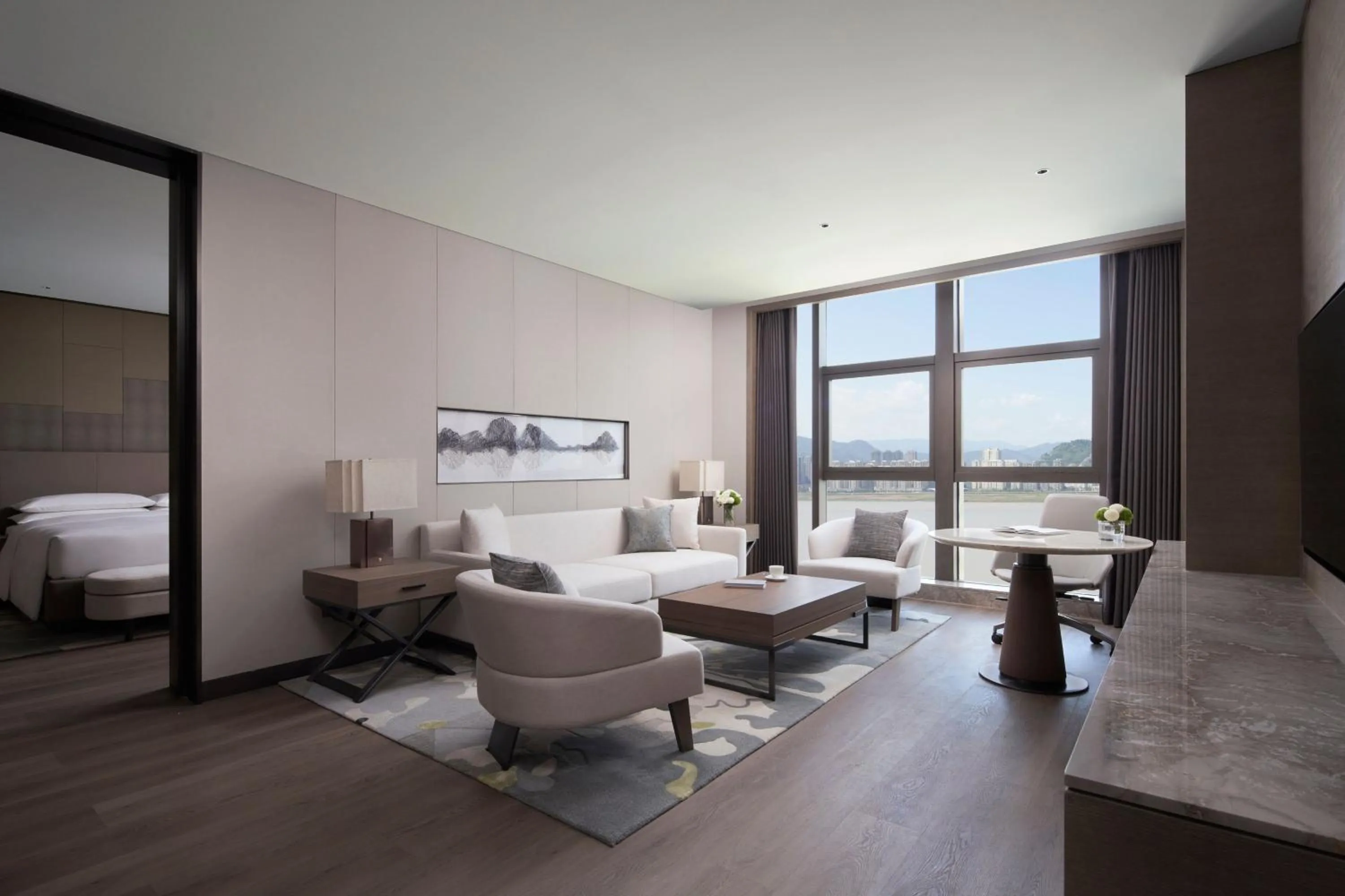 Living room, Bed in Wenzhou Marriott Hotel