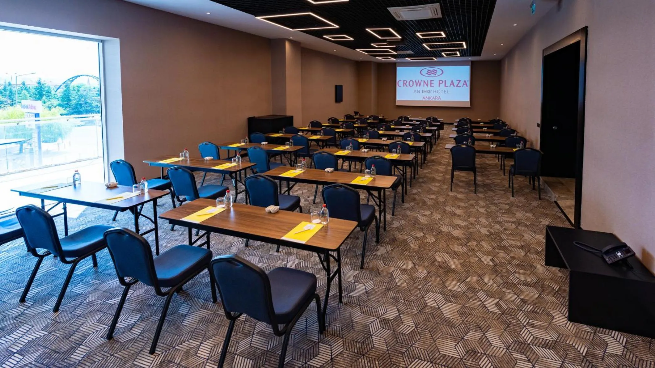 Meeting/conference room in Crowne Plaza Ankara by IHG