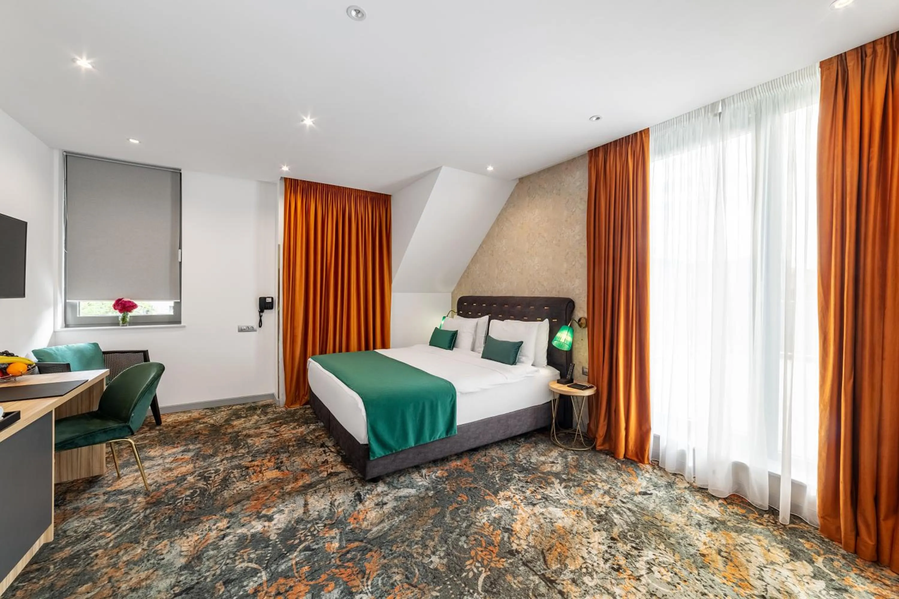 Bedroom, Bed in Tomis Garden Bucuresti