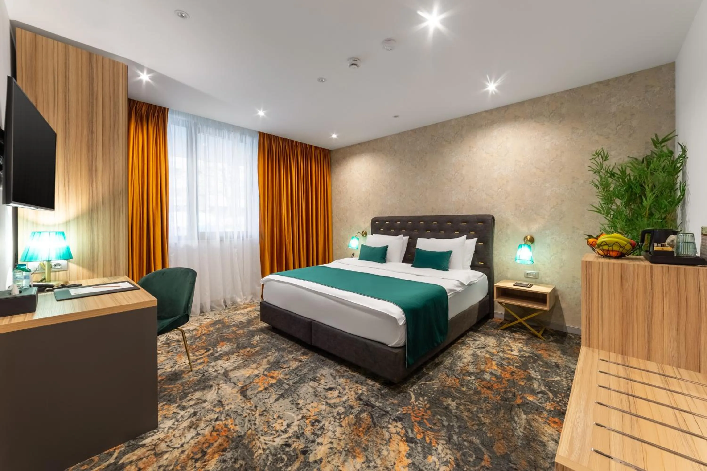 Bed in Tomis Garden Bucuresti