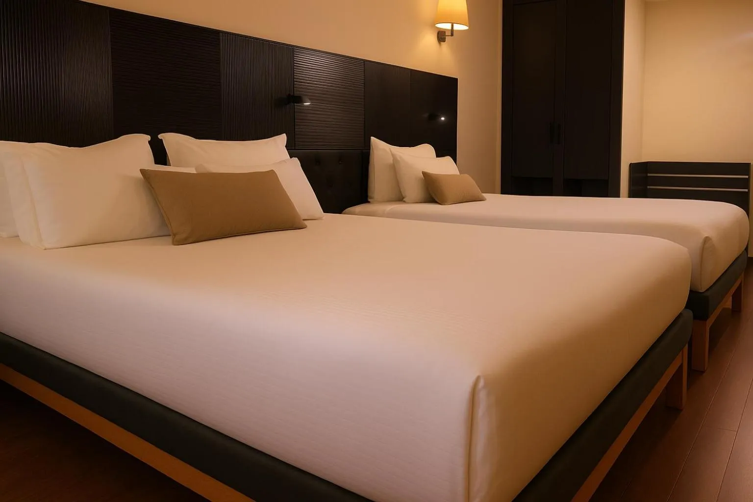 Bed in Best Western Izmir Hotel