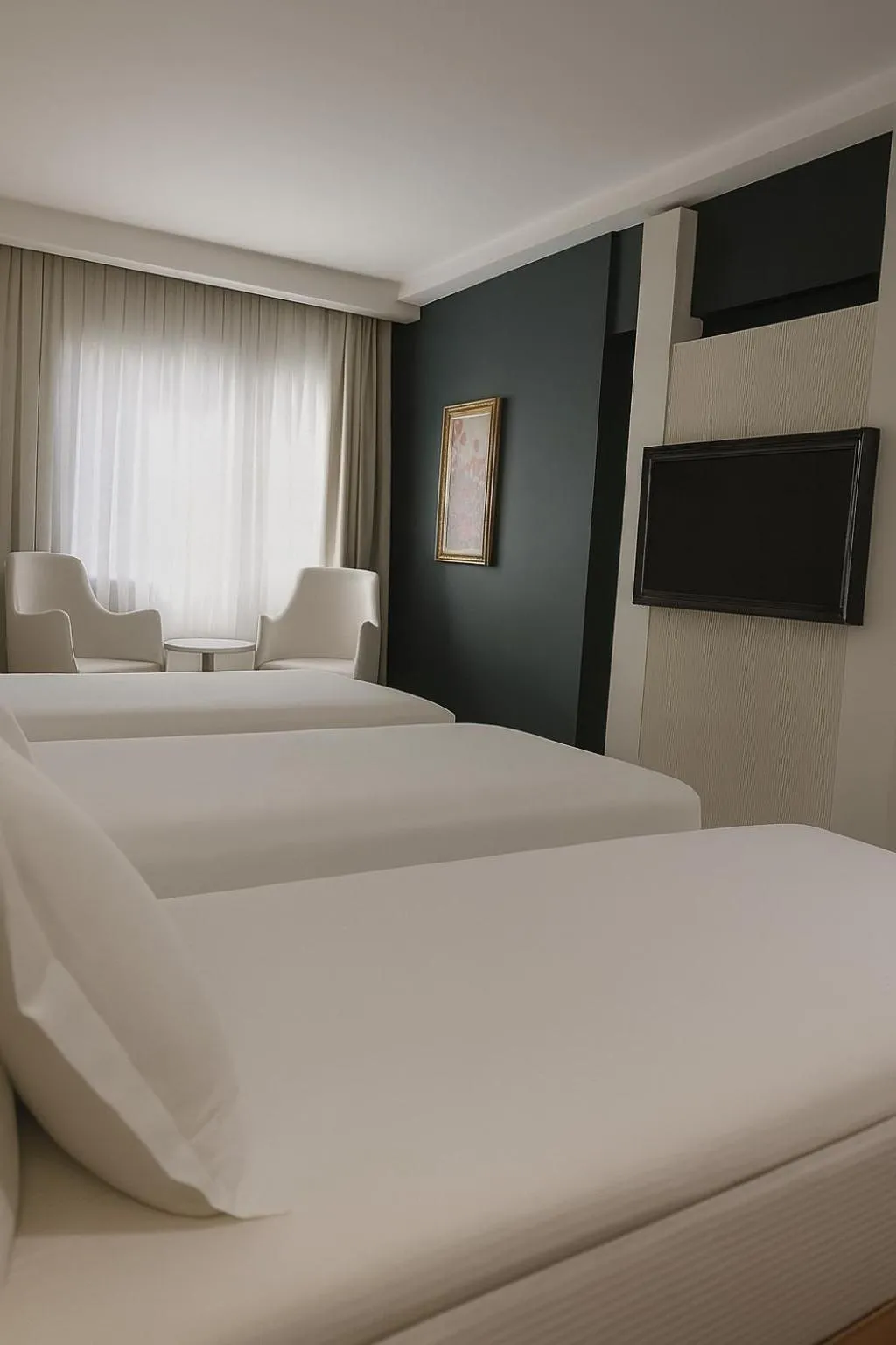 Bed in Best Western Izmir Hotel