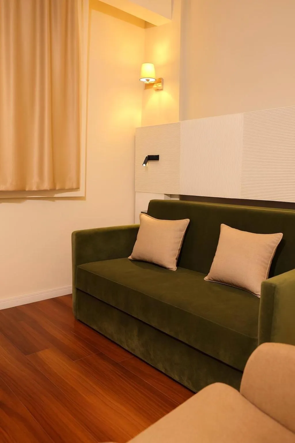 Living room in Best Western Izmir Hotel