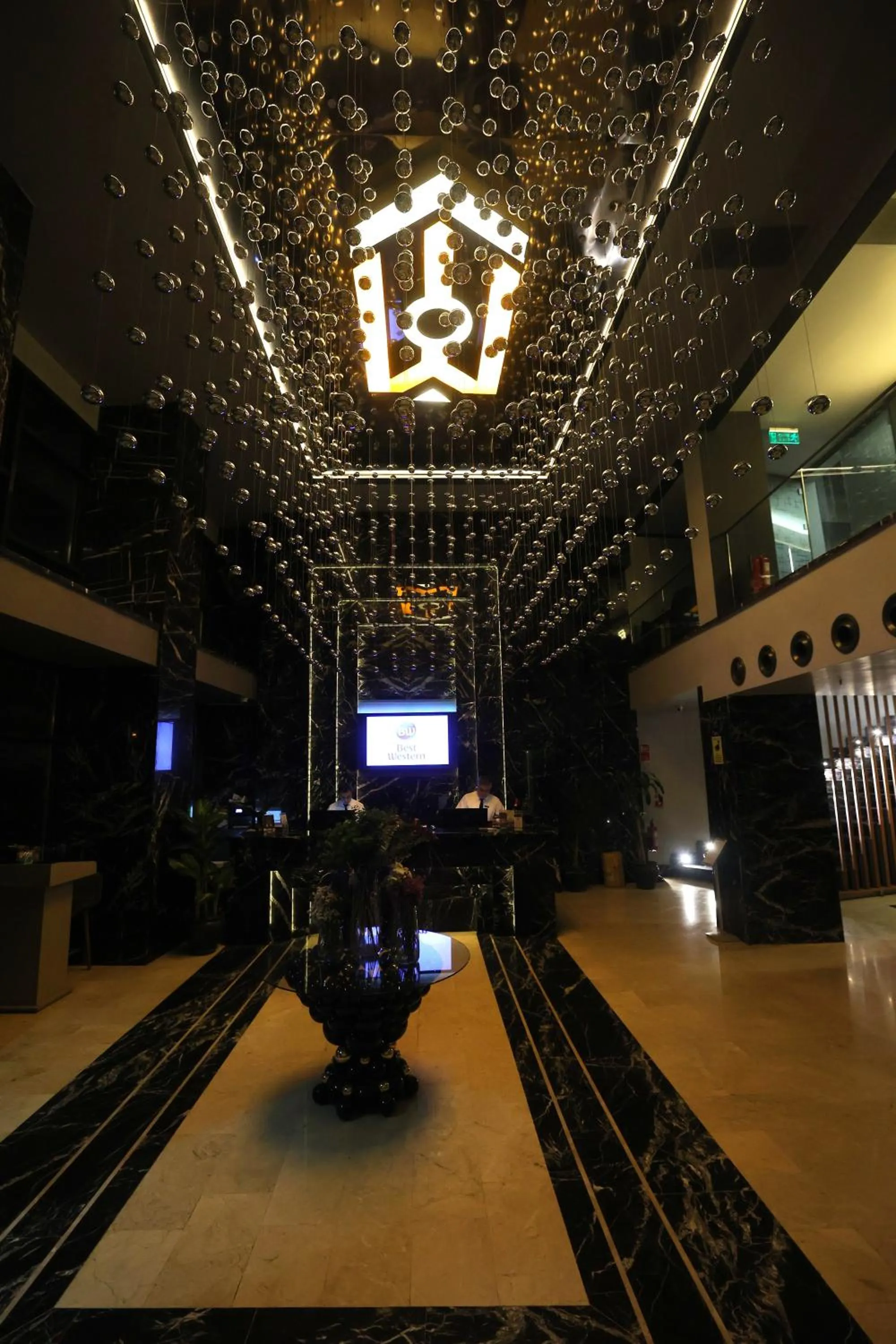 Lobby or reception in Best Western Izmir Hotel