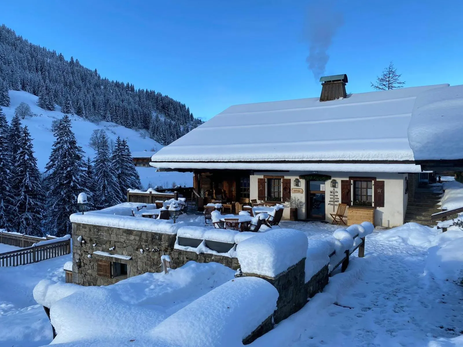 Les Chalets de la Serraz