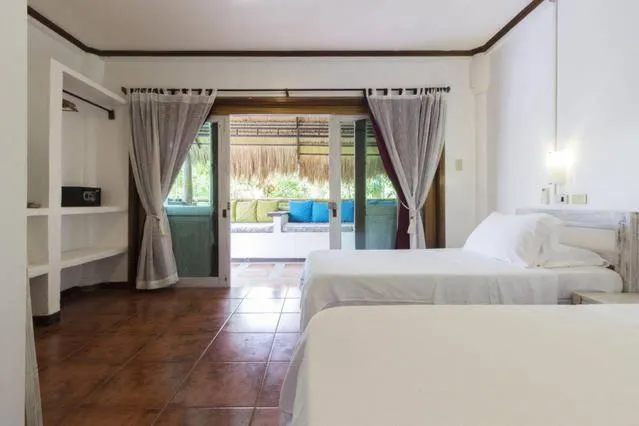 Bed in Lanterna Hotel Boracay