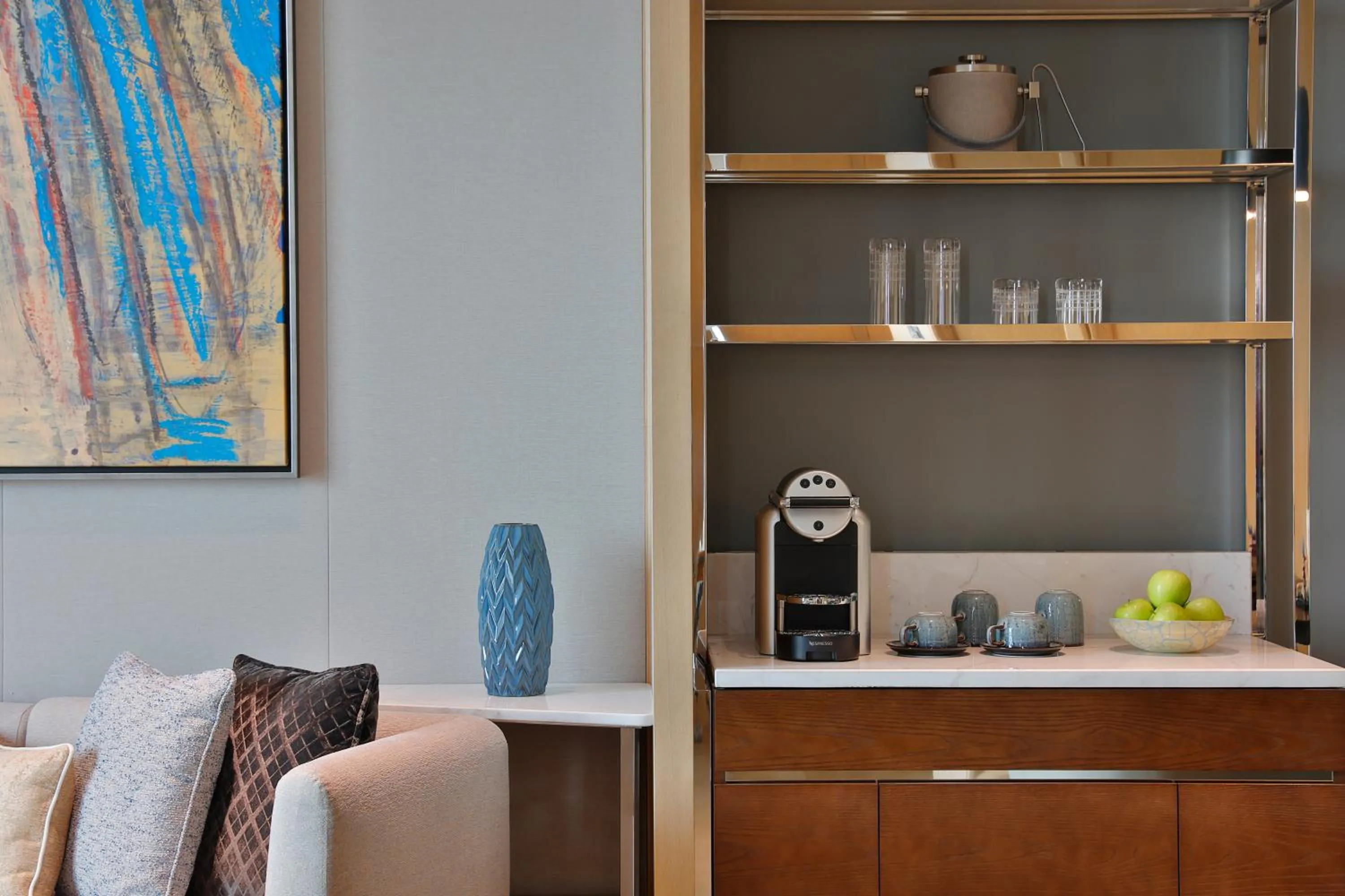 Coffee/tea facilities in Shangri-La Jeddah