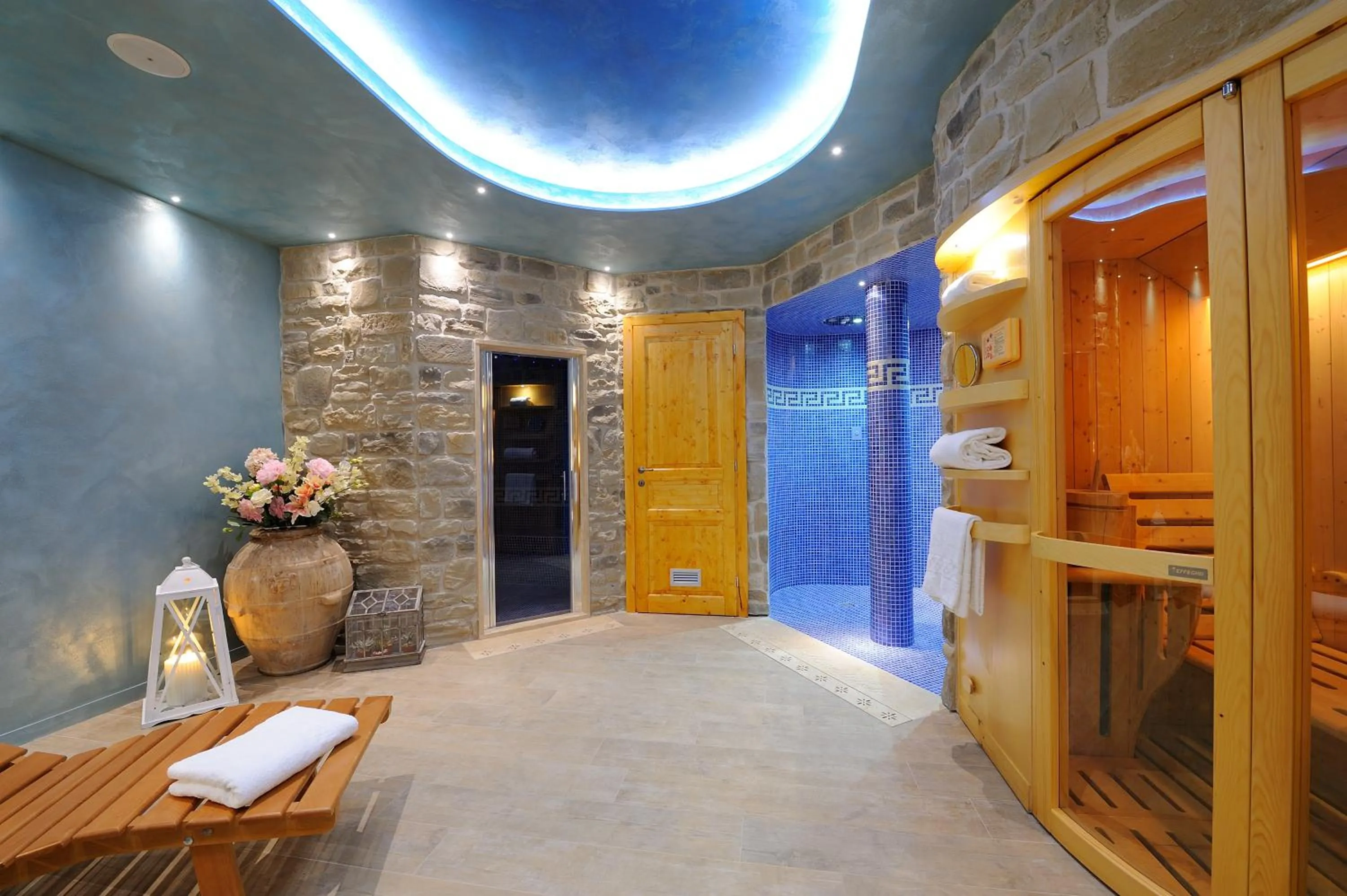 Spa and wellness centre/facilities in Borgo Mandoleto - Country Resort & Spa