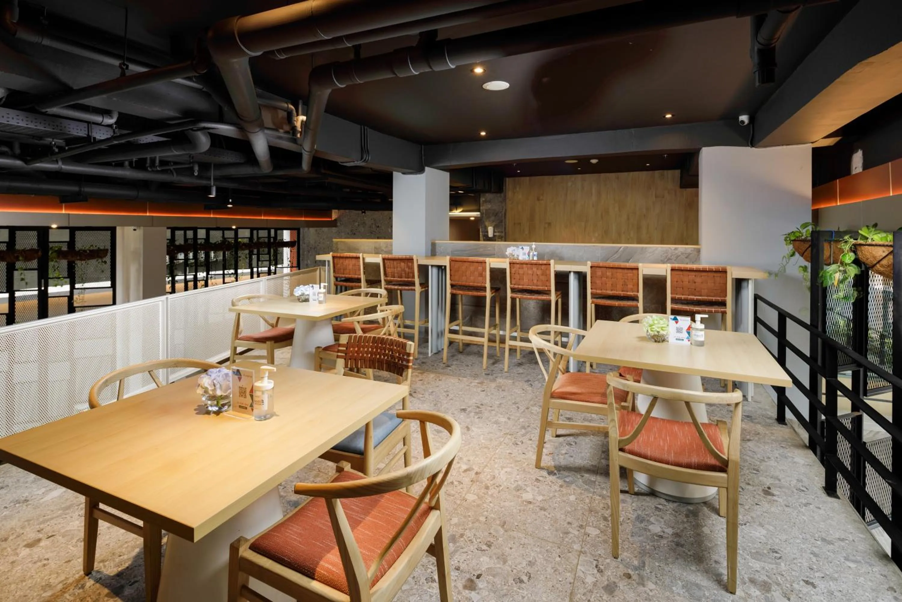 Restaurant/places to eat in Joylive BSD City