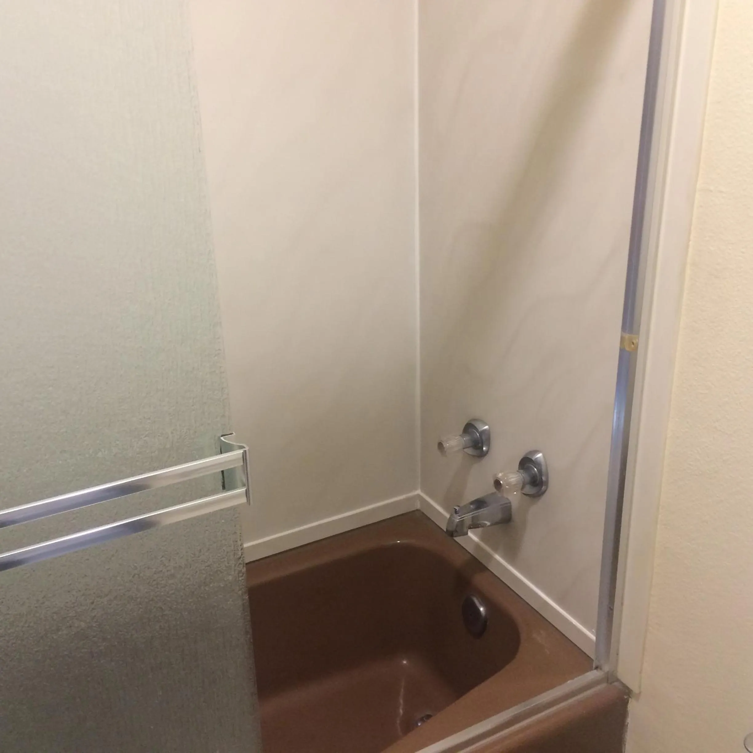 Bathroom in Crown Lodge Motel