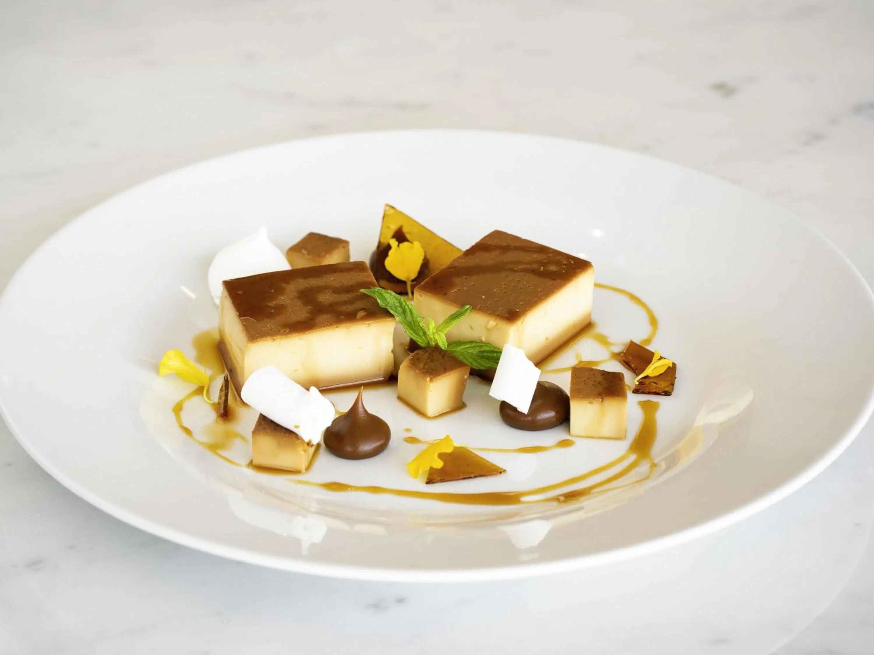 Restaurant/places to eat in Costanero Hotel Montevideo - MGallery Collection