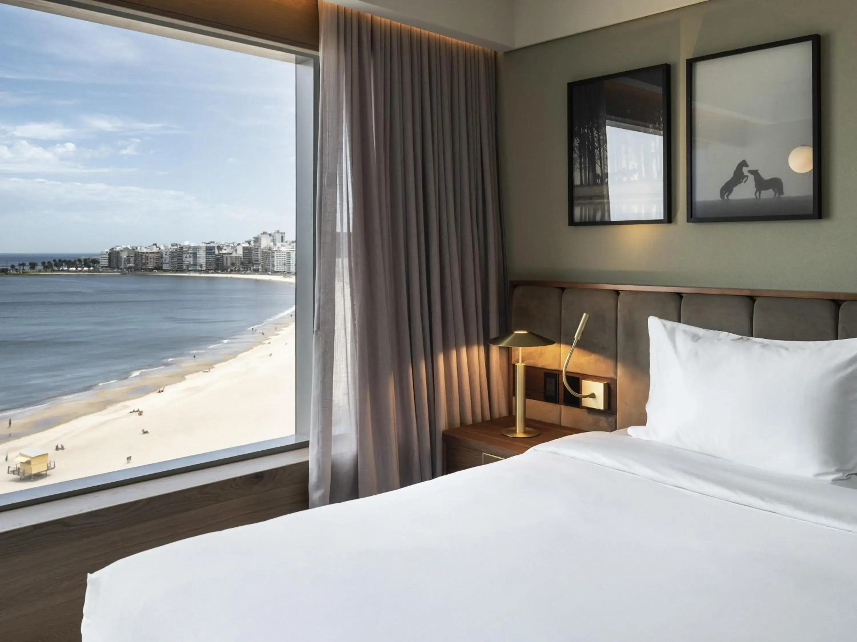 Deluxe King Room with Sea View in Costanero Hotel Montevideo - MGallery Collection Deluxe King Room with Sea View in Costanero Hotel Montevideo - MGallery Collection