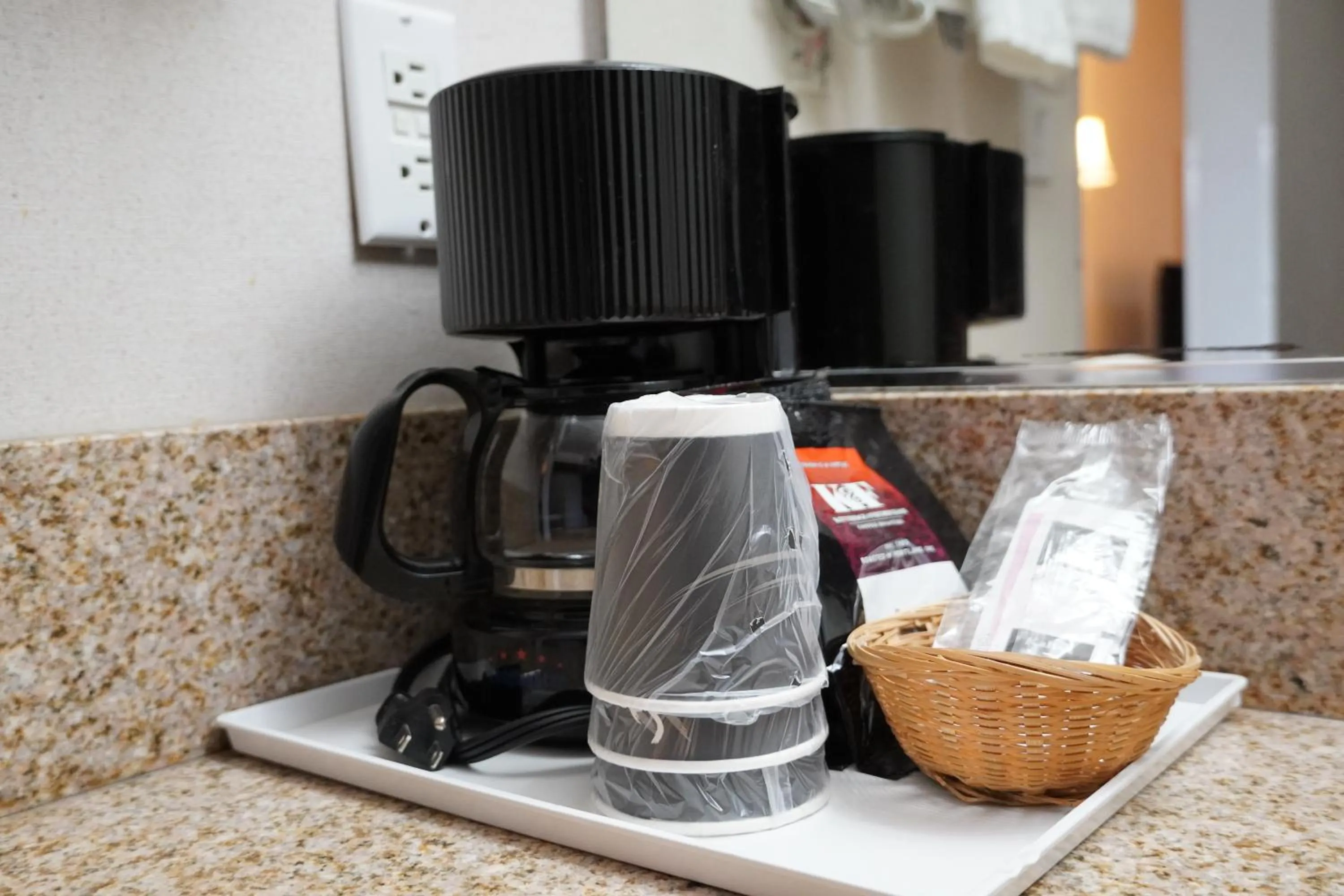 Coffee/tea facilities in Timberland Inn & Suites