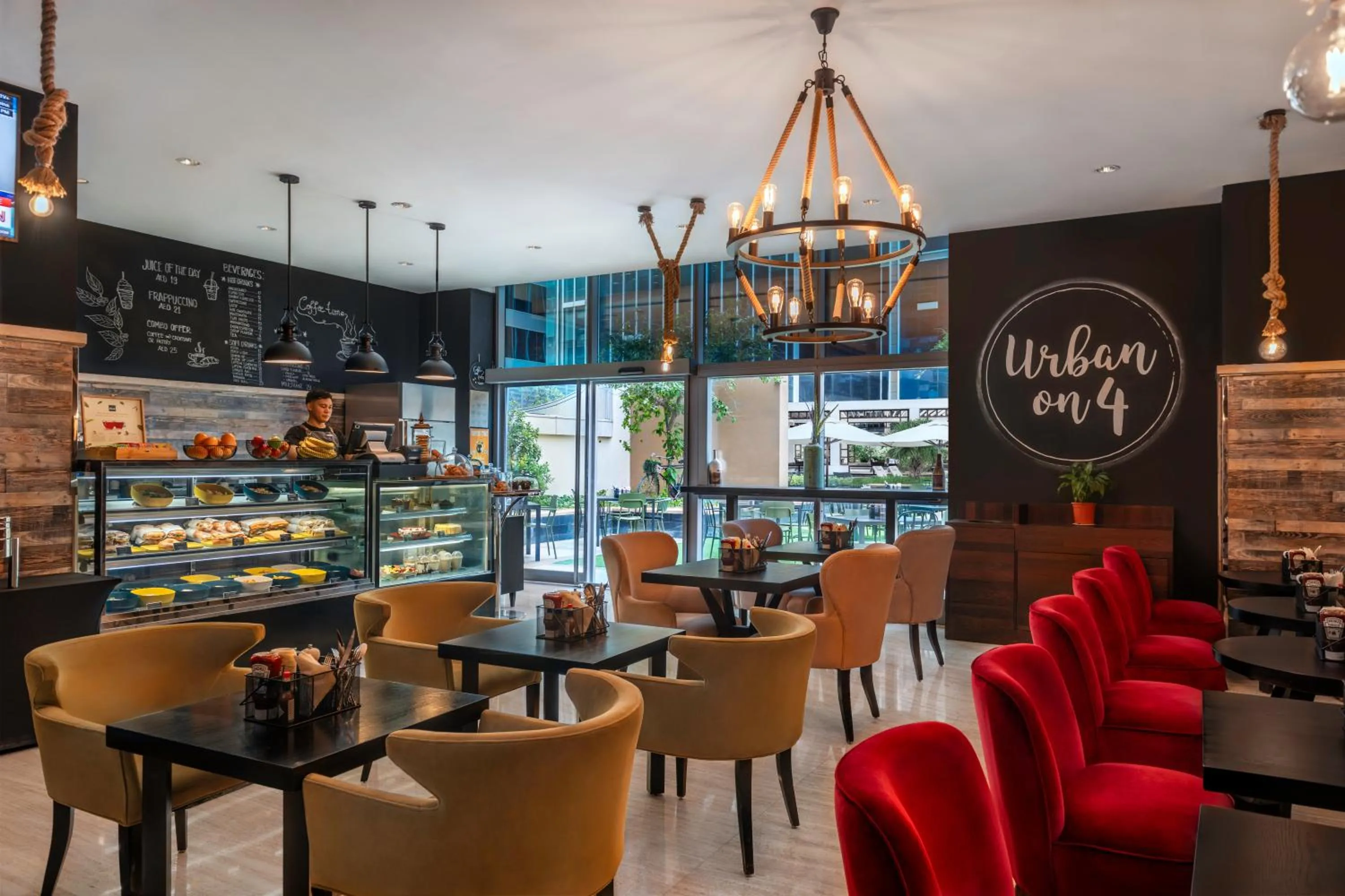 Restaurant/places to eat in The H Dubai