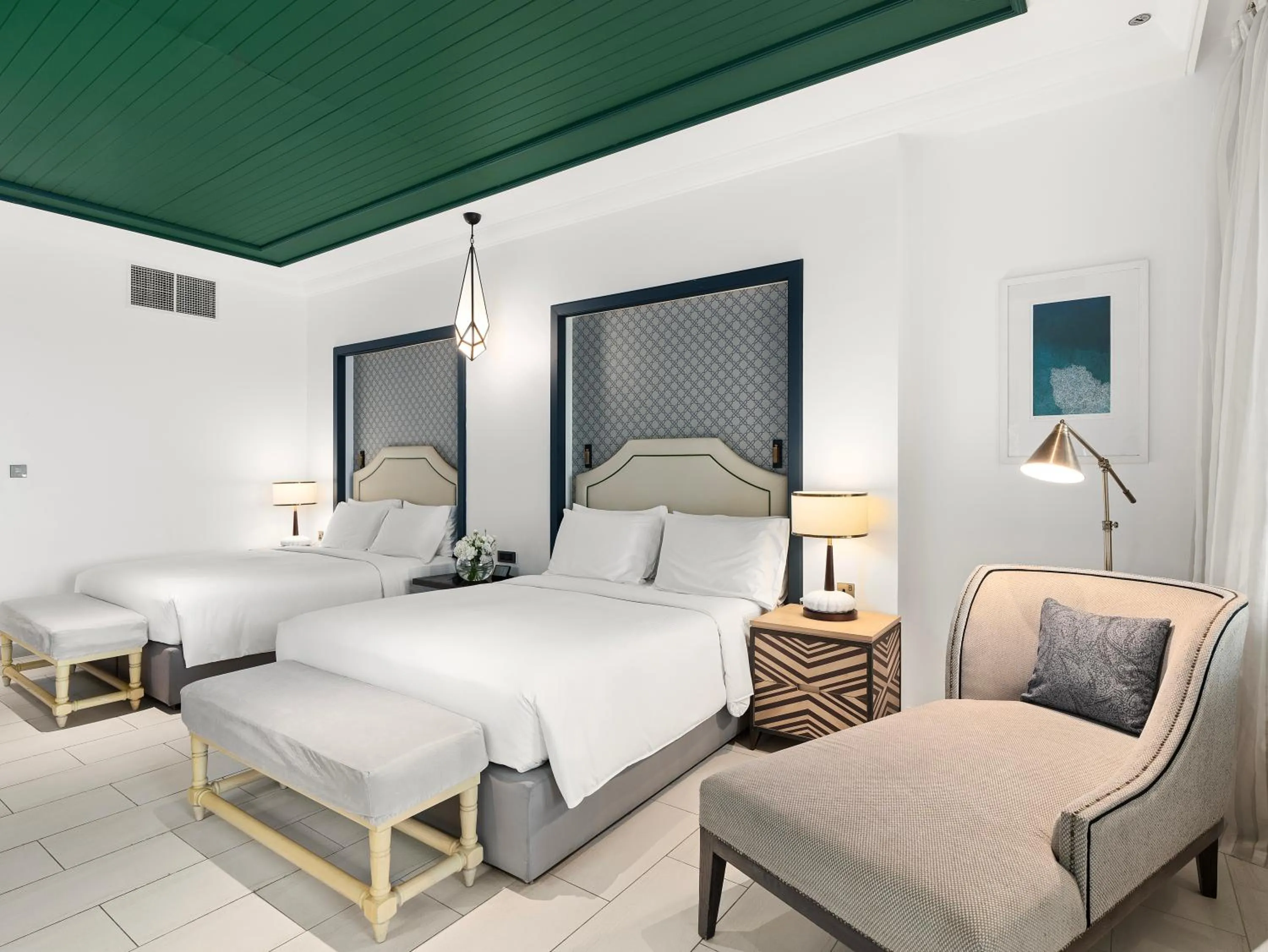 Bedroom, Bed in Hilton Ras Al Khaimah Beach Resort