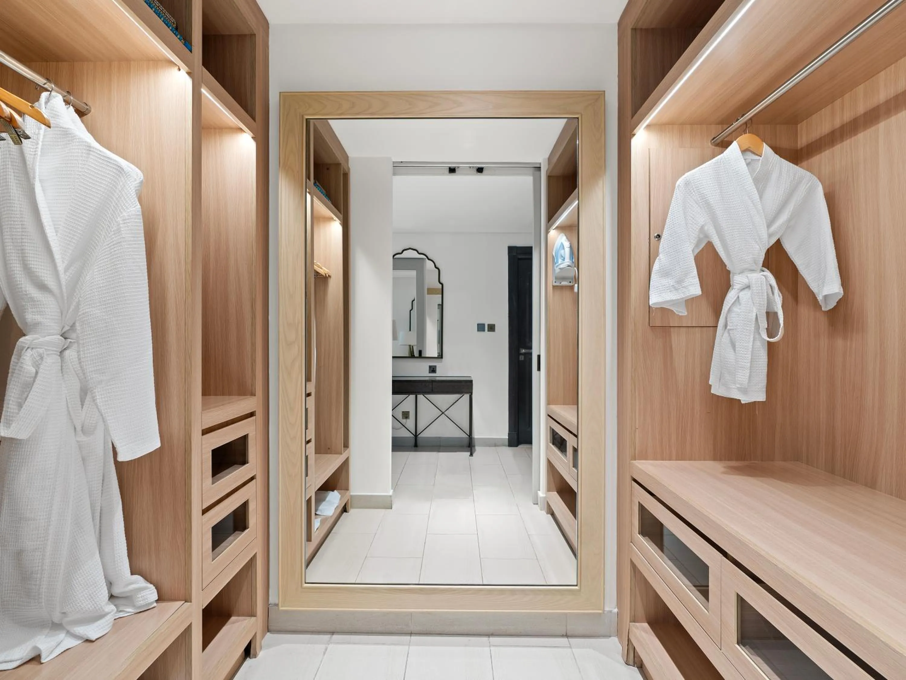 wardrobe in Hilton Ras Al Khaimah Beach Resort