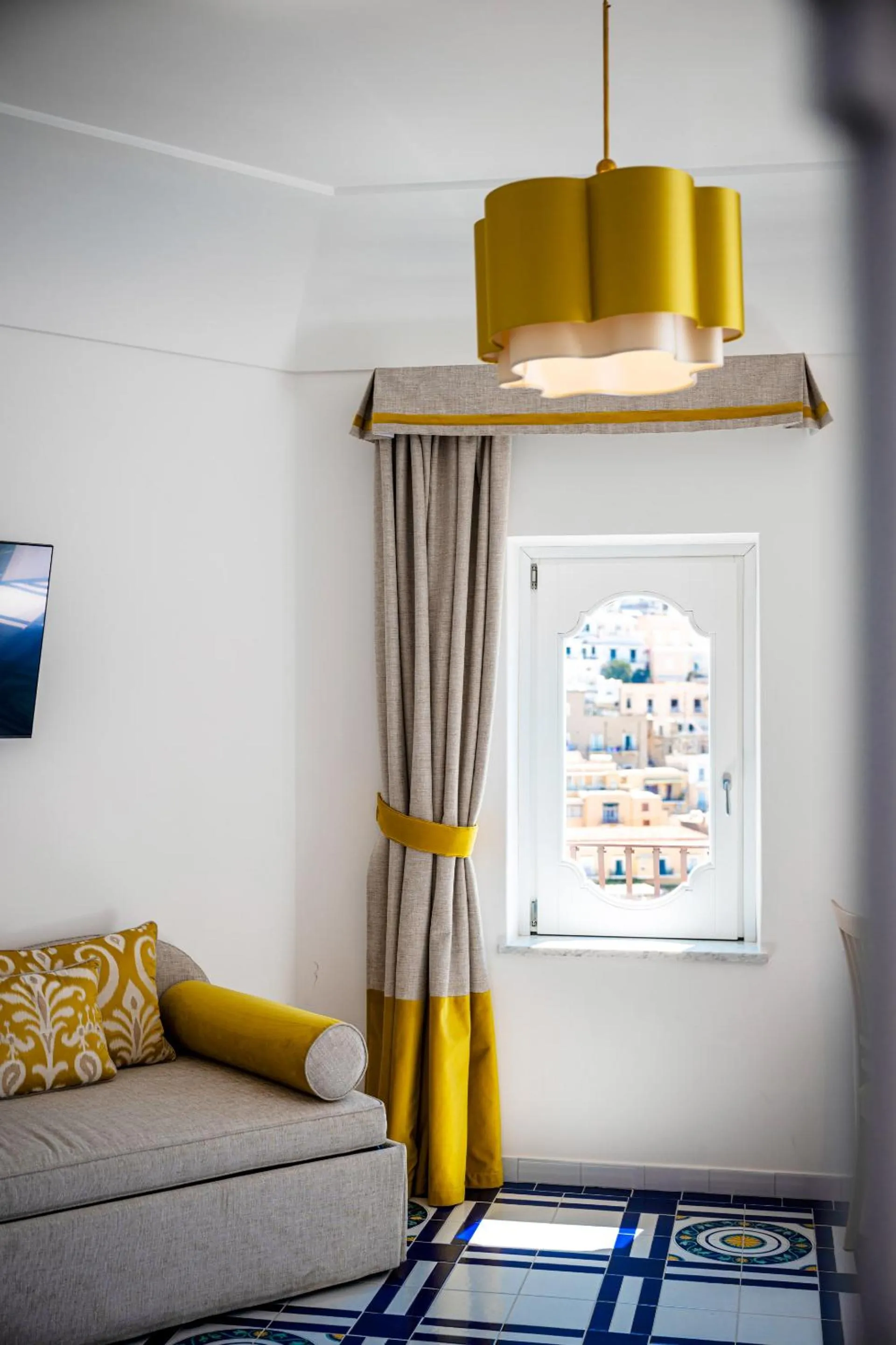 Bed in Albergo California