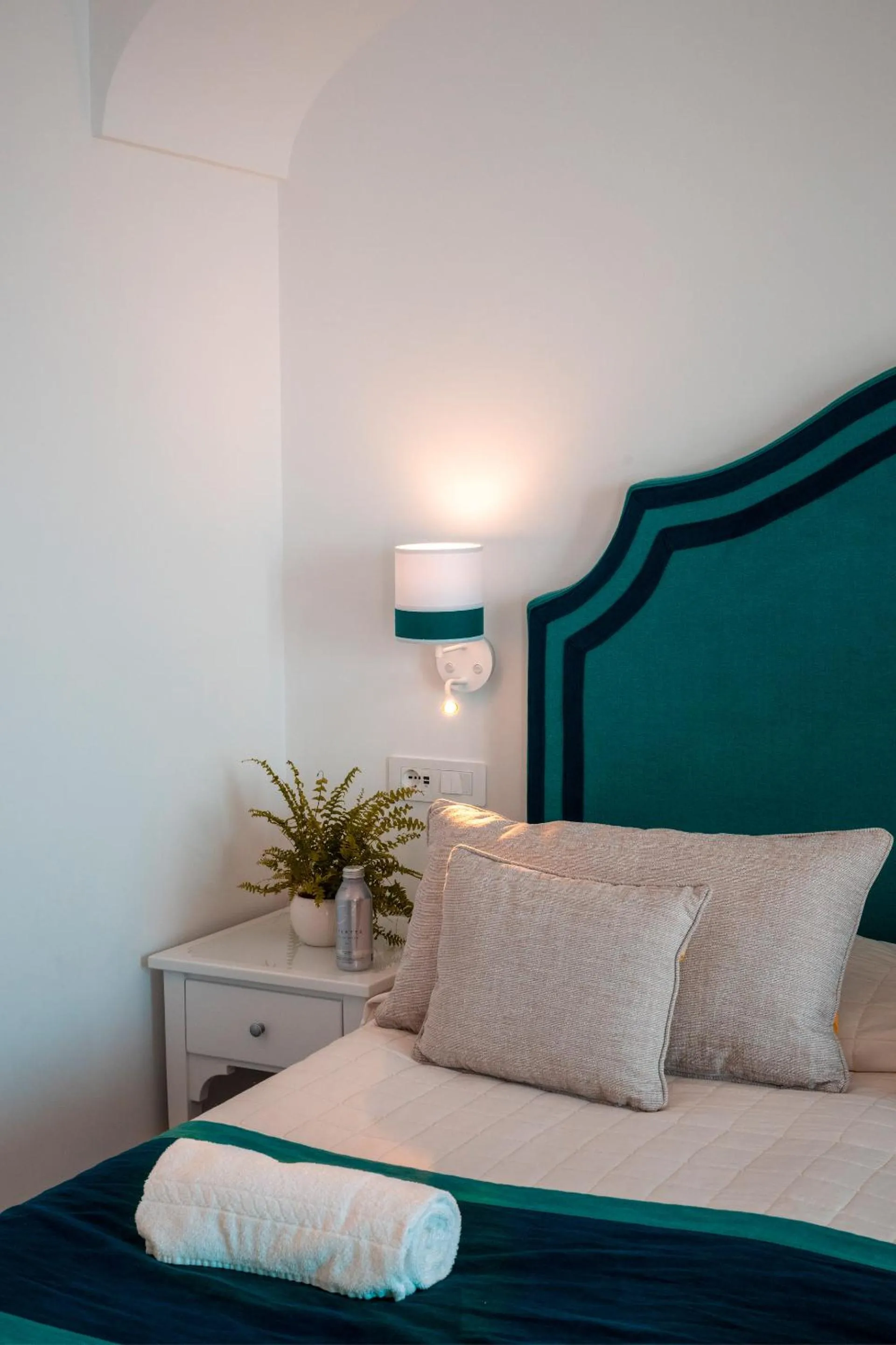 Bed in Albergo California