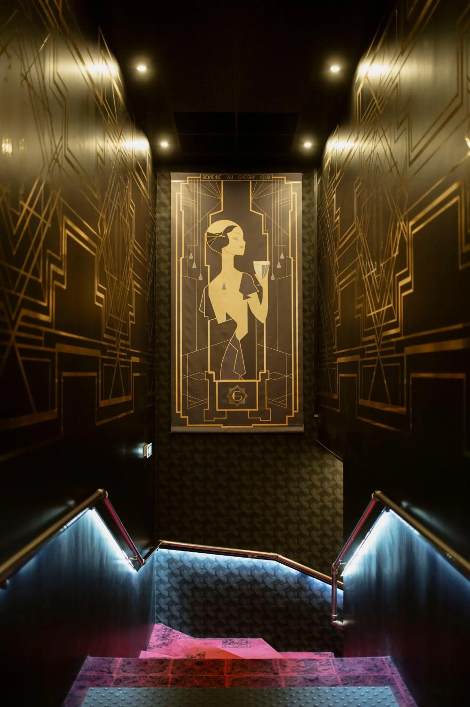 Lounge or bar in Hotel Dali Val d'Europe, Tapestry Collection by Hilton