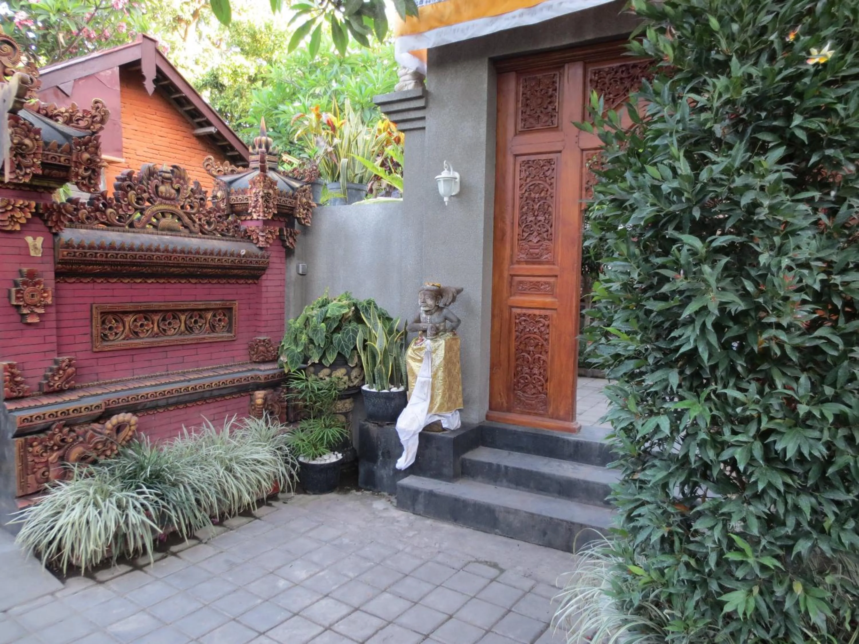 Facade/entrance in Putri Homestay