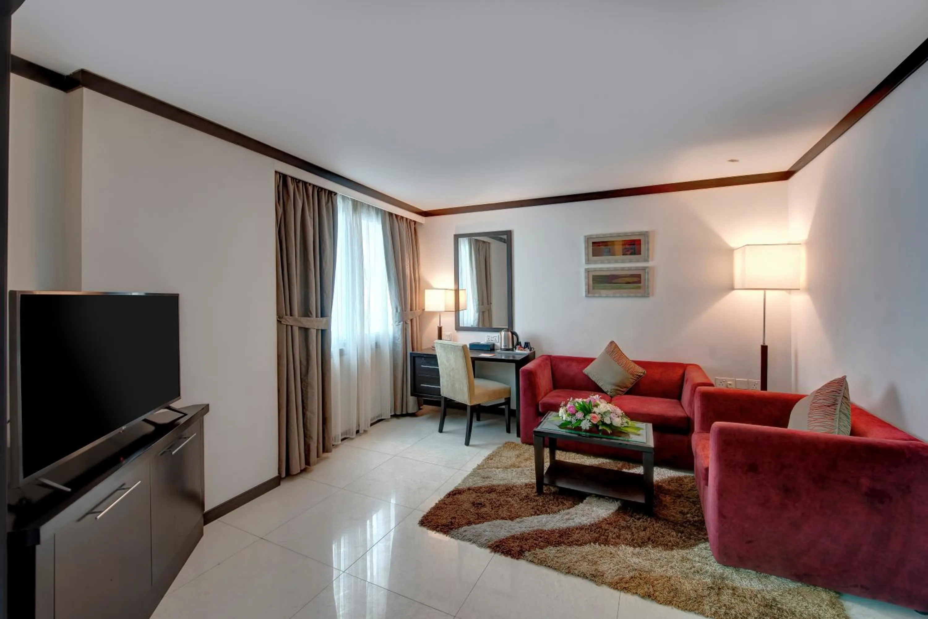 TV and multimedia in Grandeur Hotel Al Barsha