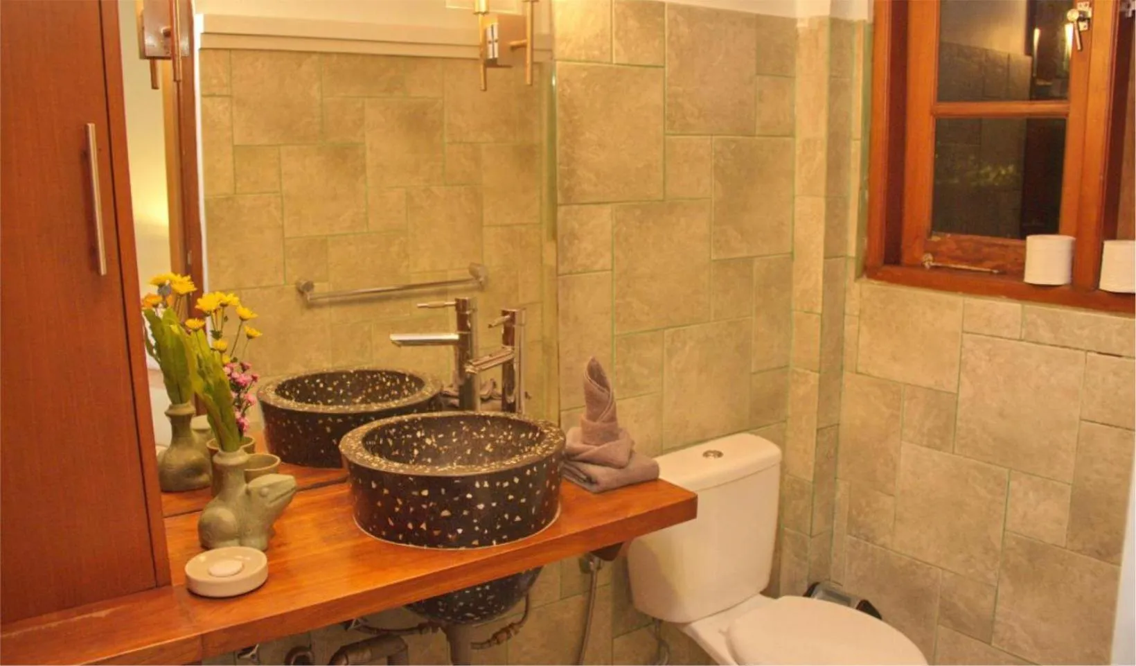 Shower in Villa Naga Maya