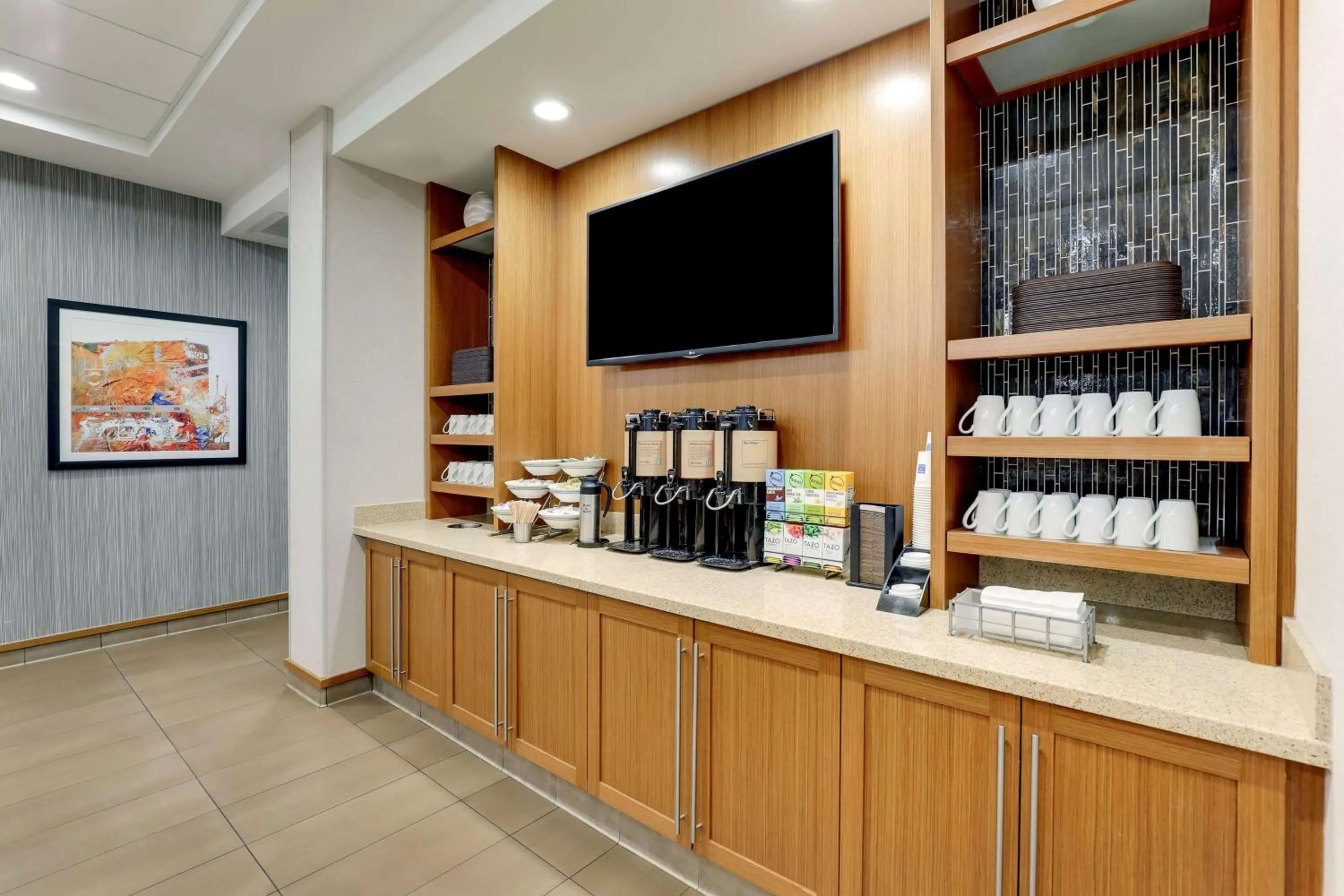 Restaurant/places to eat in Hyatt Place St. Louis/Chesterfield