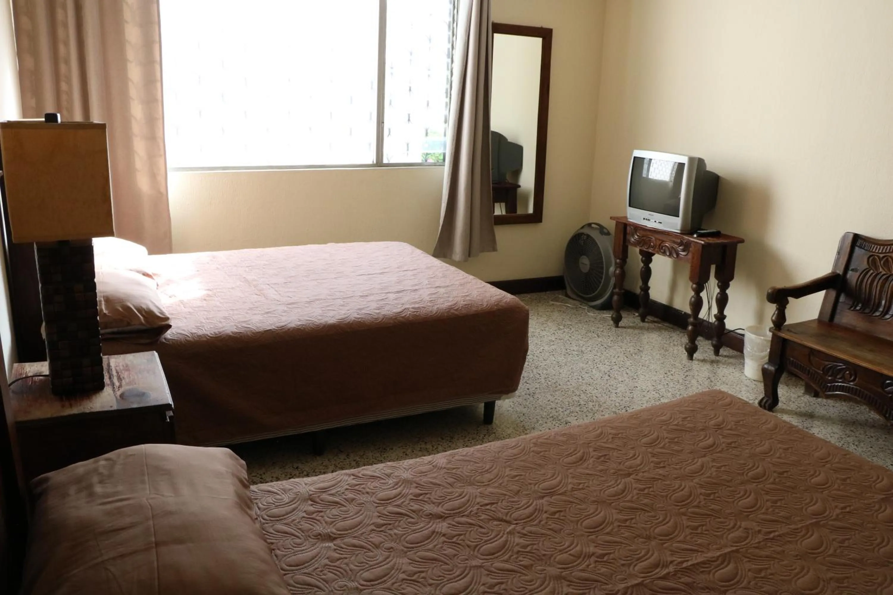 Standard Double Room with Shared Bathroom - single occupancy in Hostal Los Volcanes