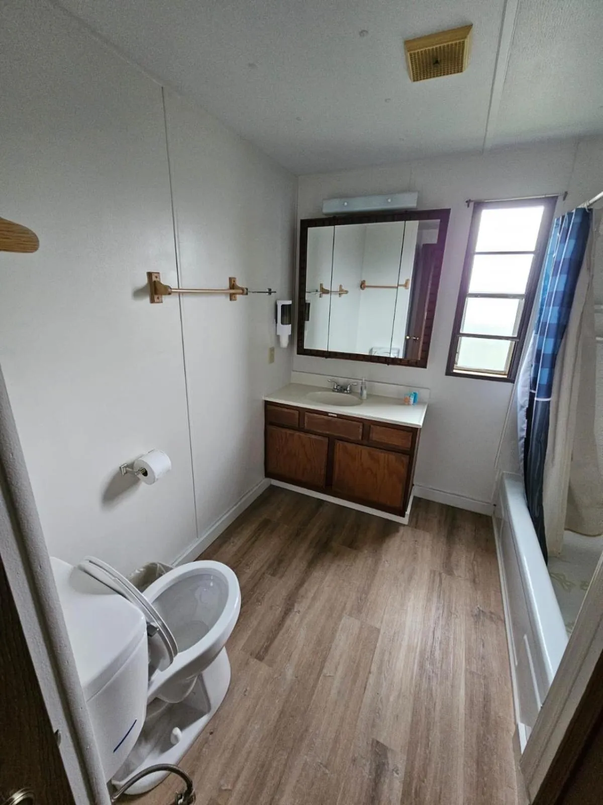 Bathroom in Denali RV Park & Motel