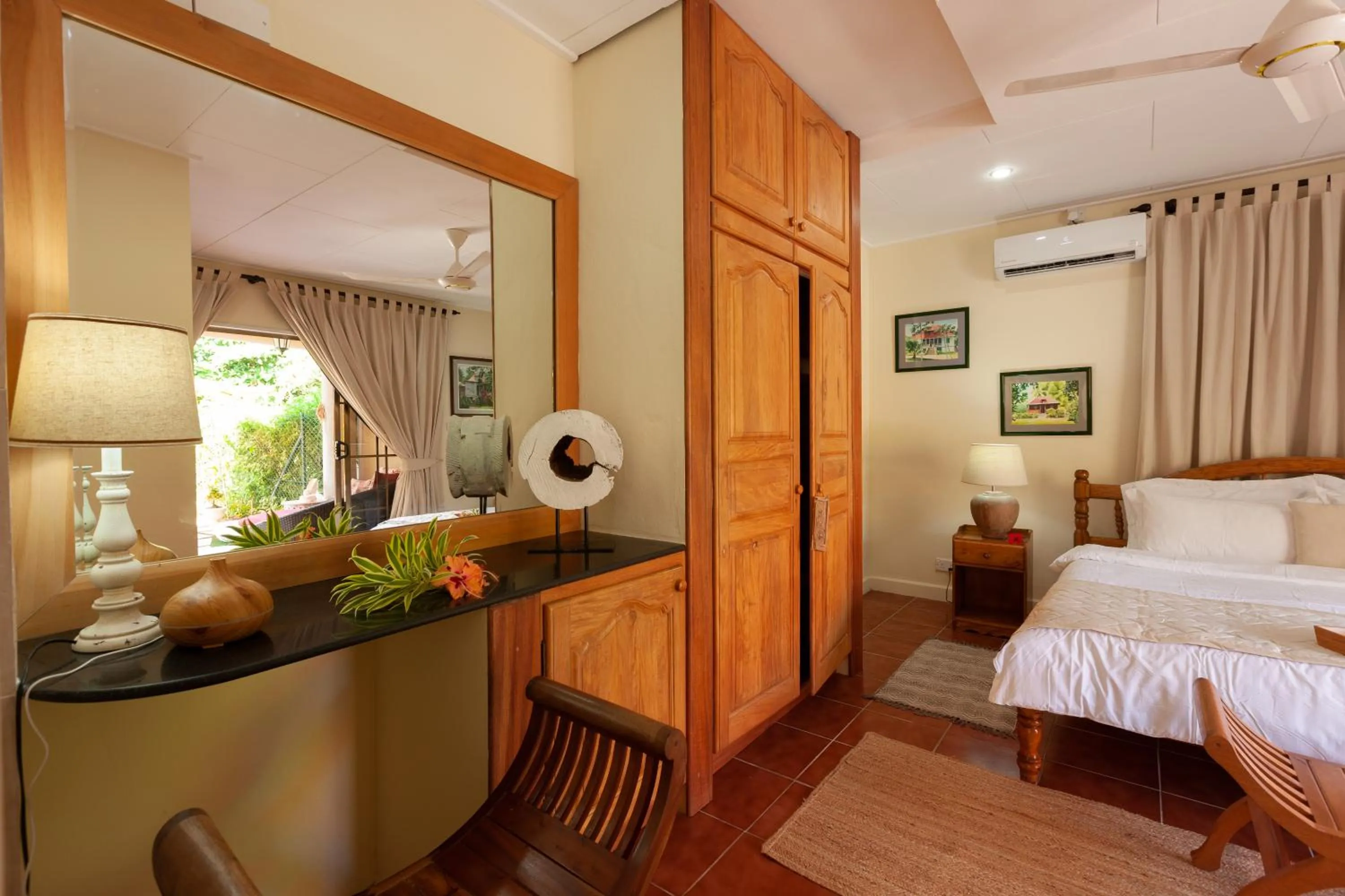 Bedroom, Bed in Oceane Self Catering