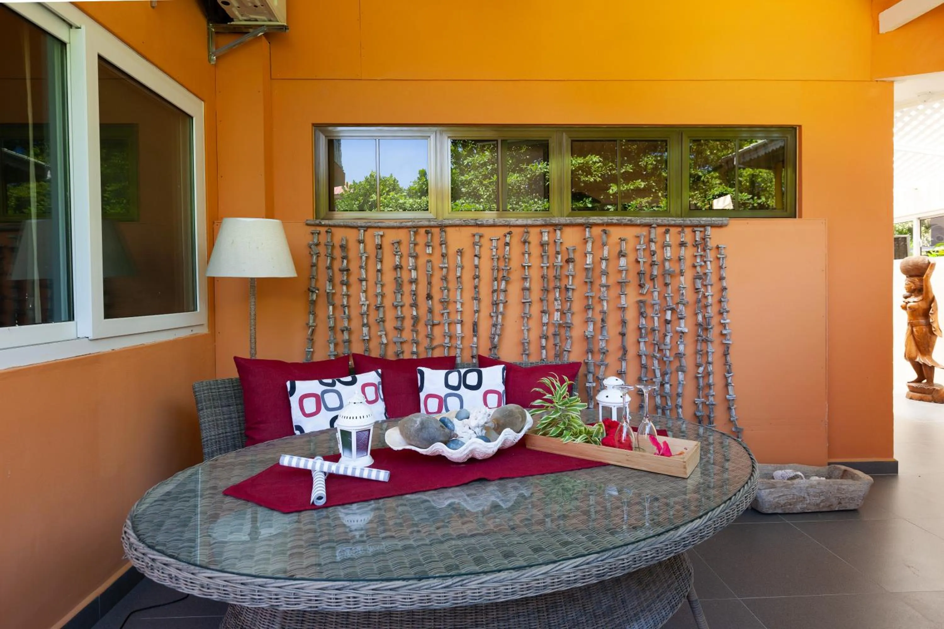 Seating area in Oceane Self Catering