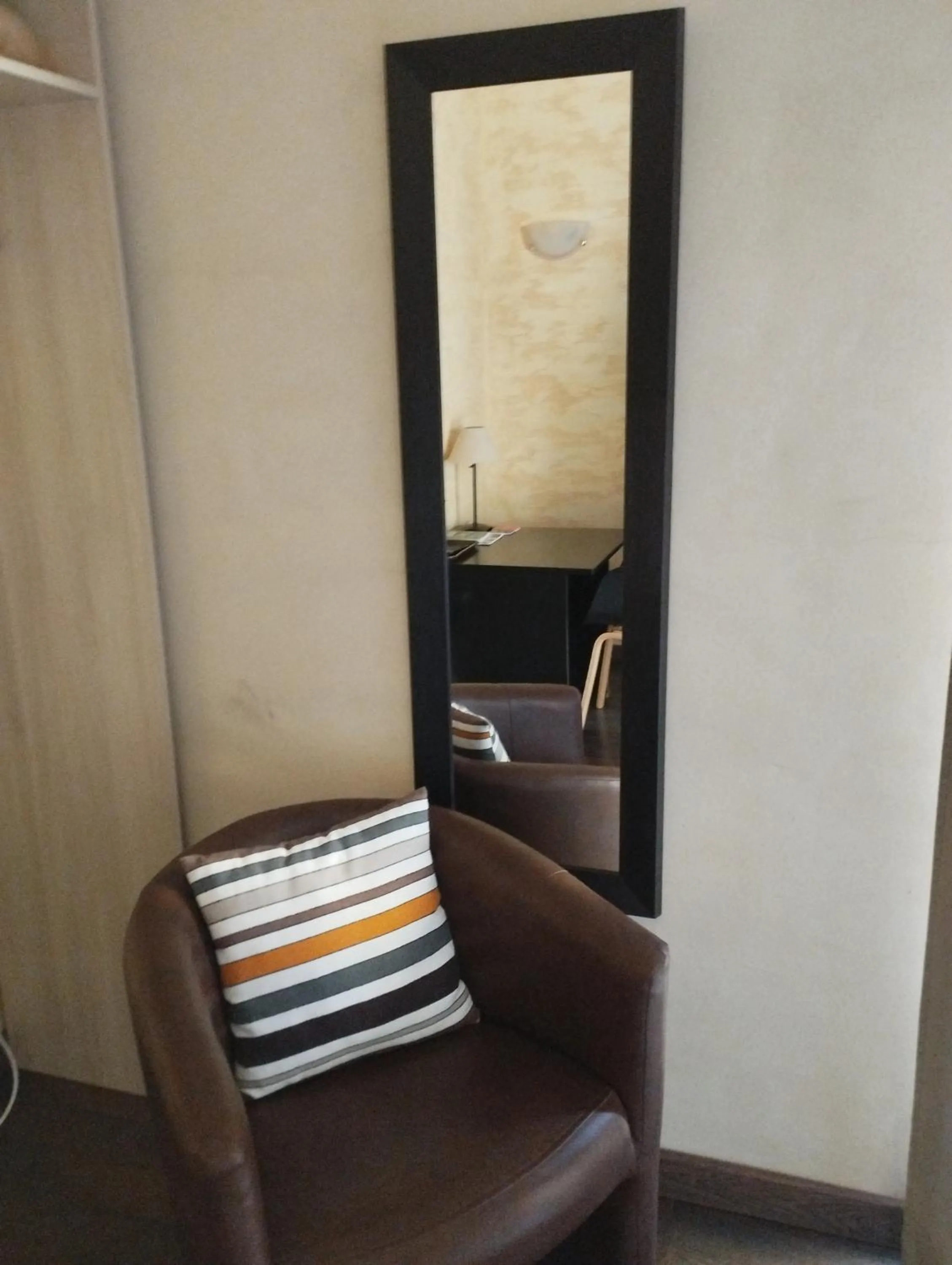 Living room in Logis Hotel Restaurant L'Esquielle