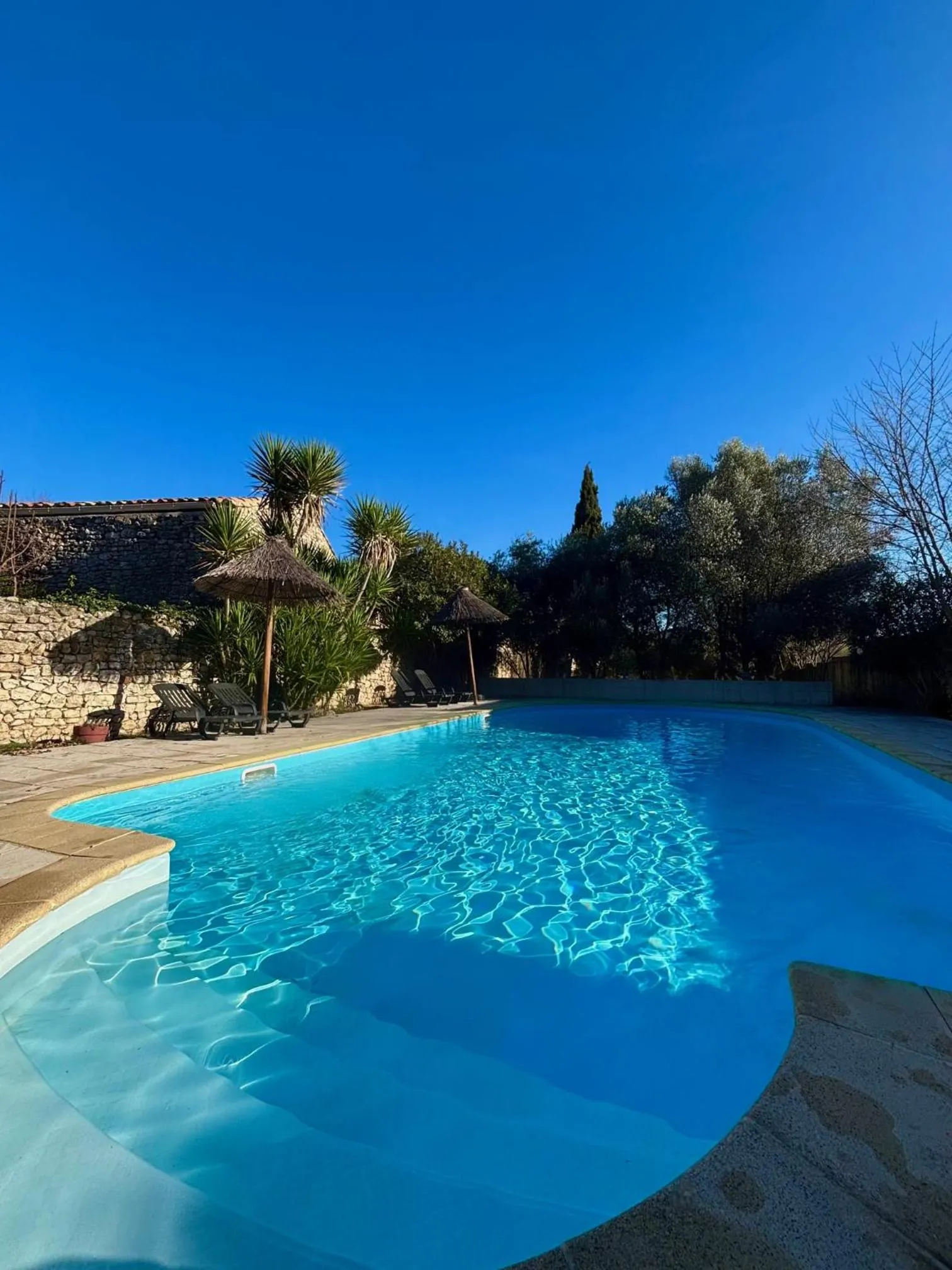 Logis Hotel Restaurant L'Esquielle