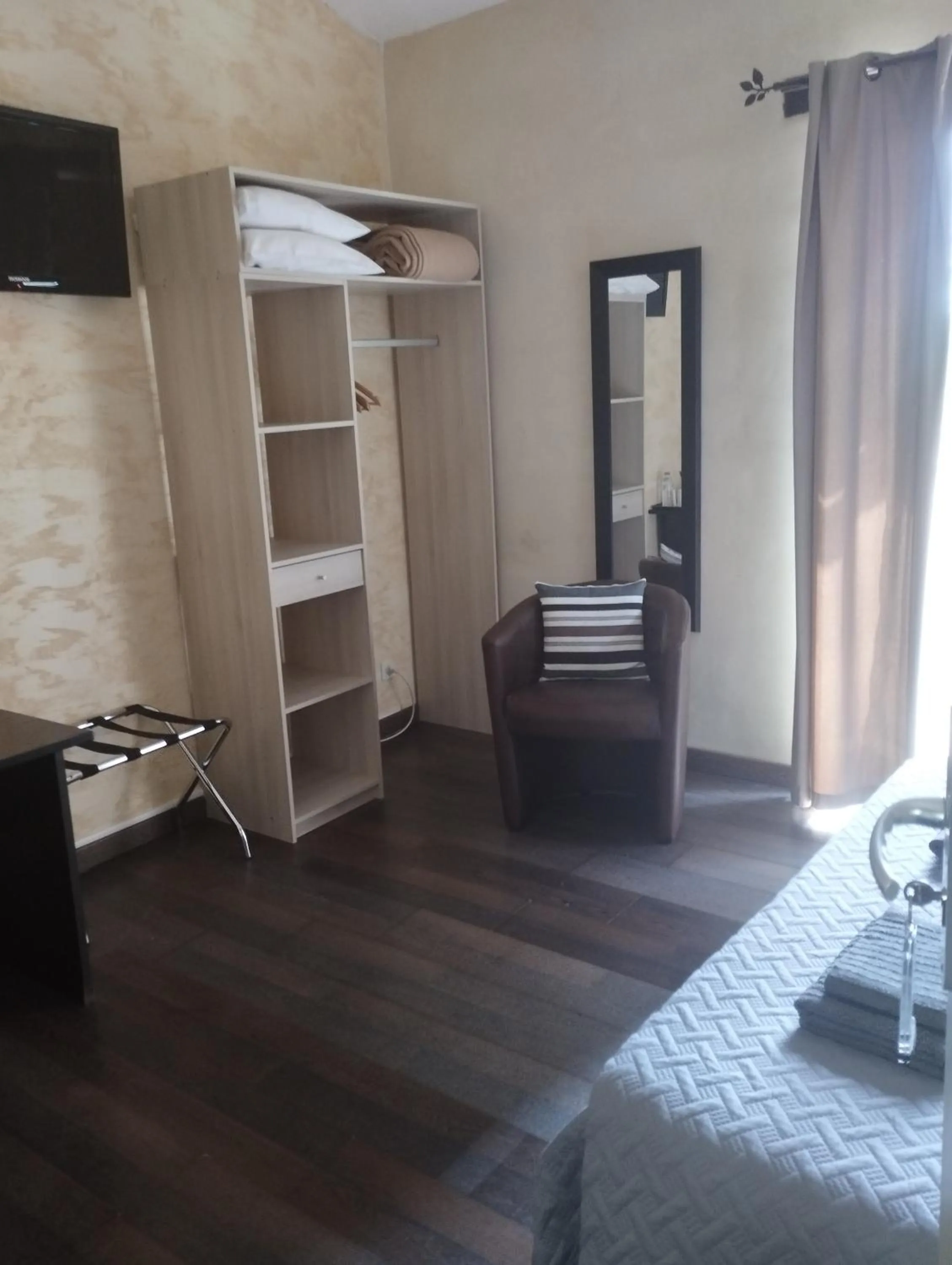 Photo of the whole room, Bed in Logis Hotel Restaurant L'Esquielle