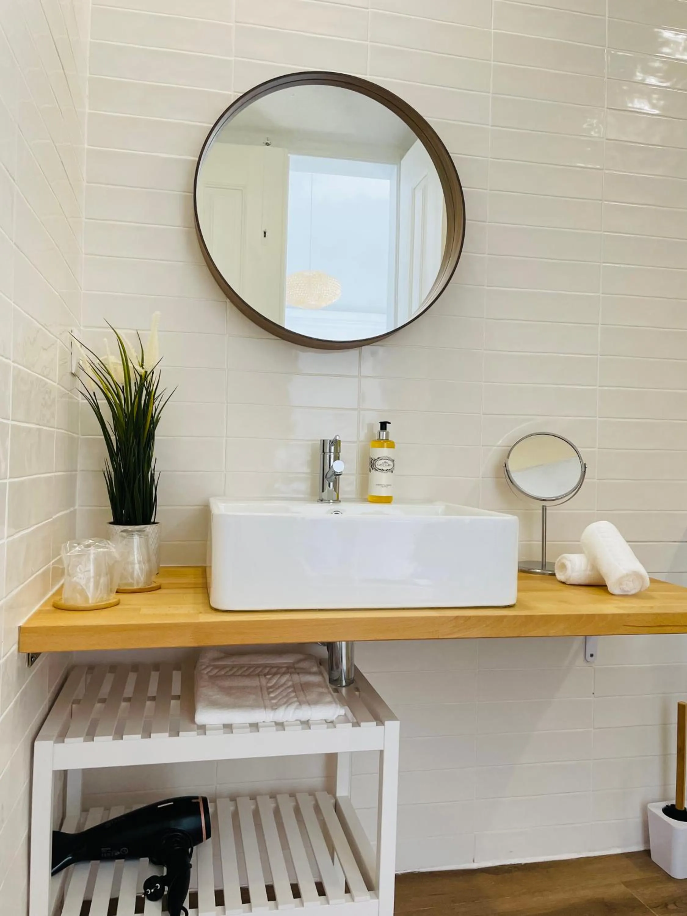 Toilet in Casa Soure Suites and Apartments