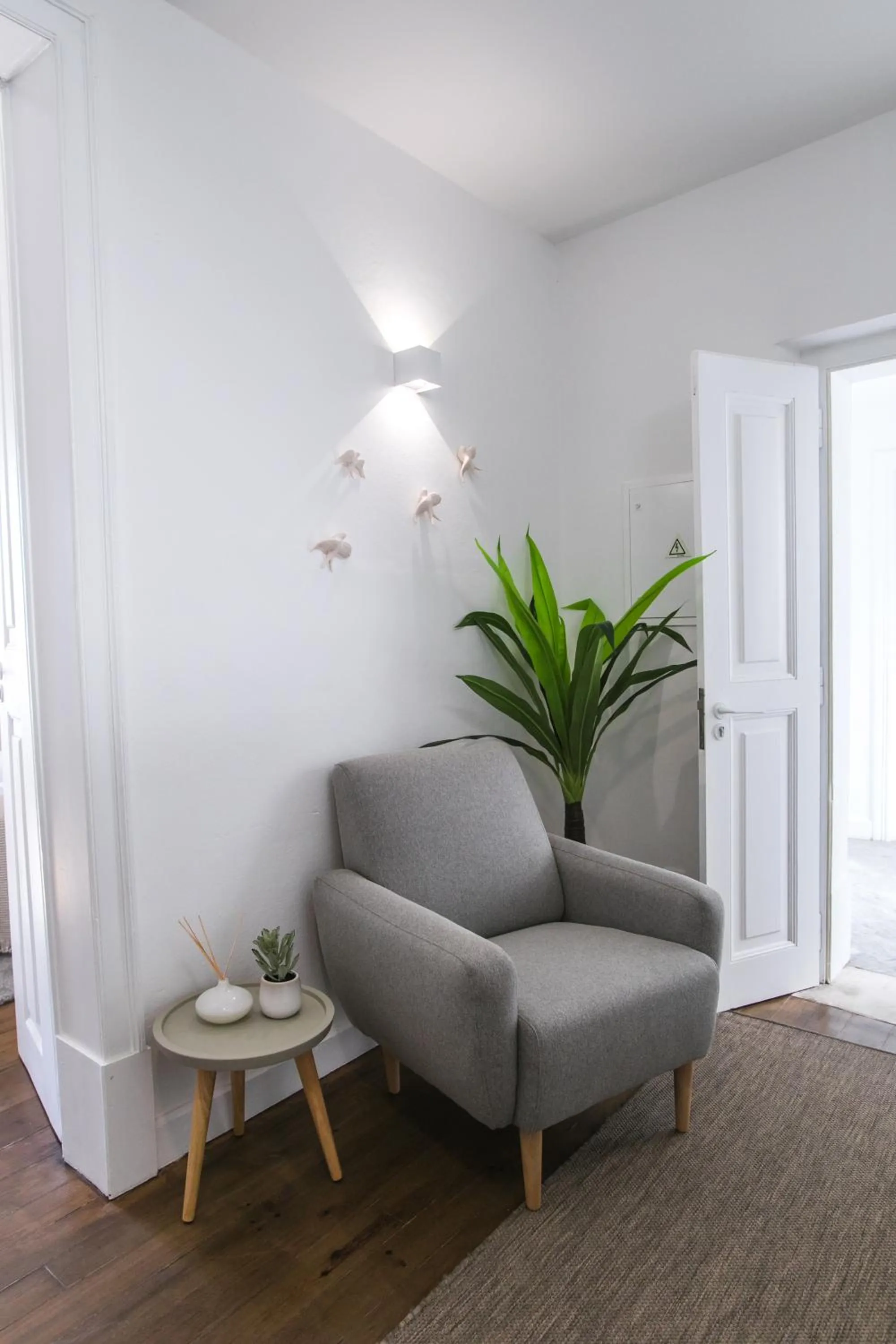 Communal lounge/ TV room in Casa Soure Suites and Apartments