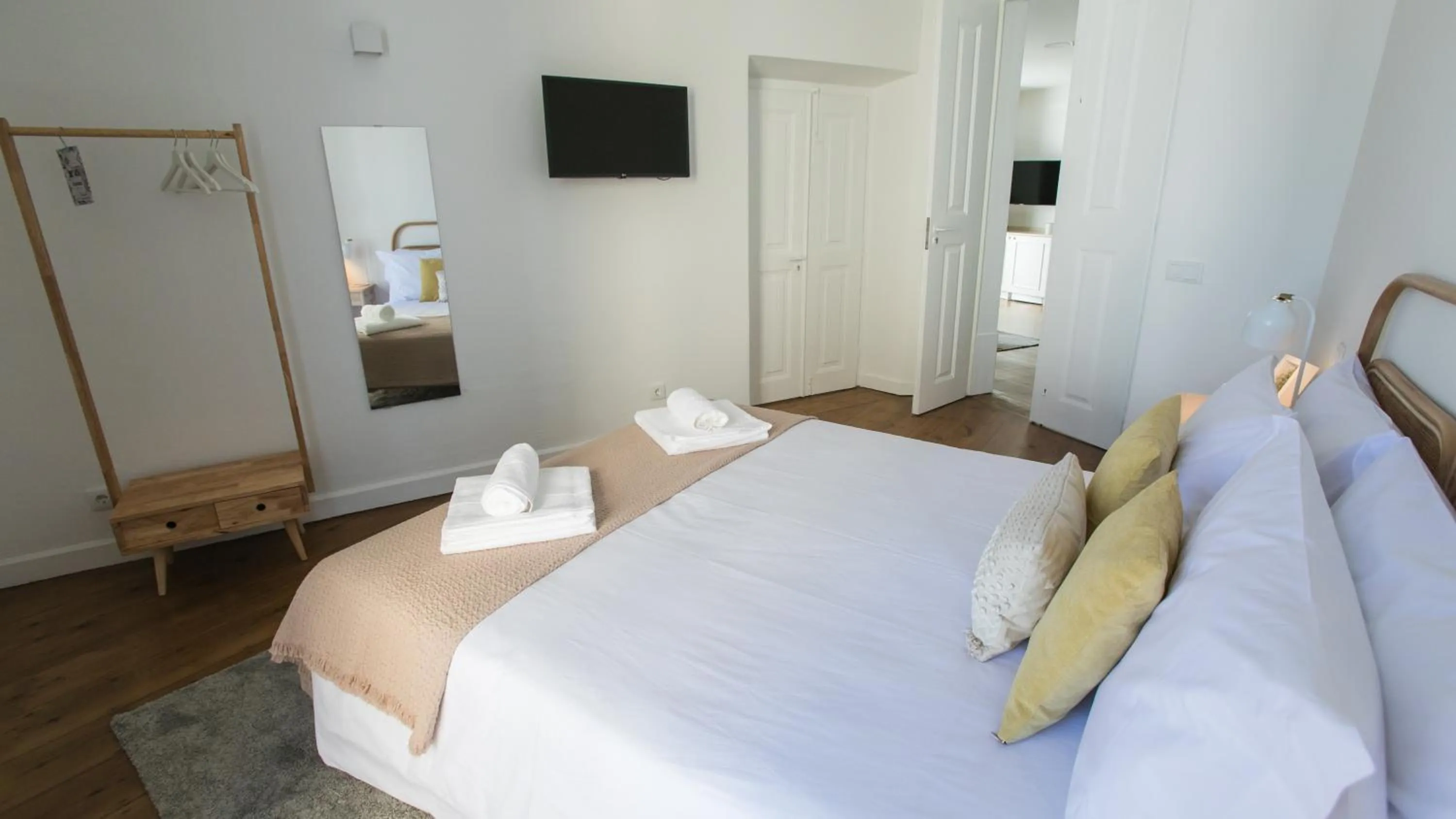 Bedroom, Bed in Casa Soure Suites and Apartments