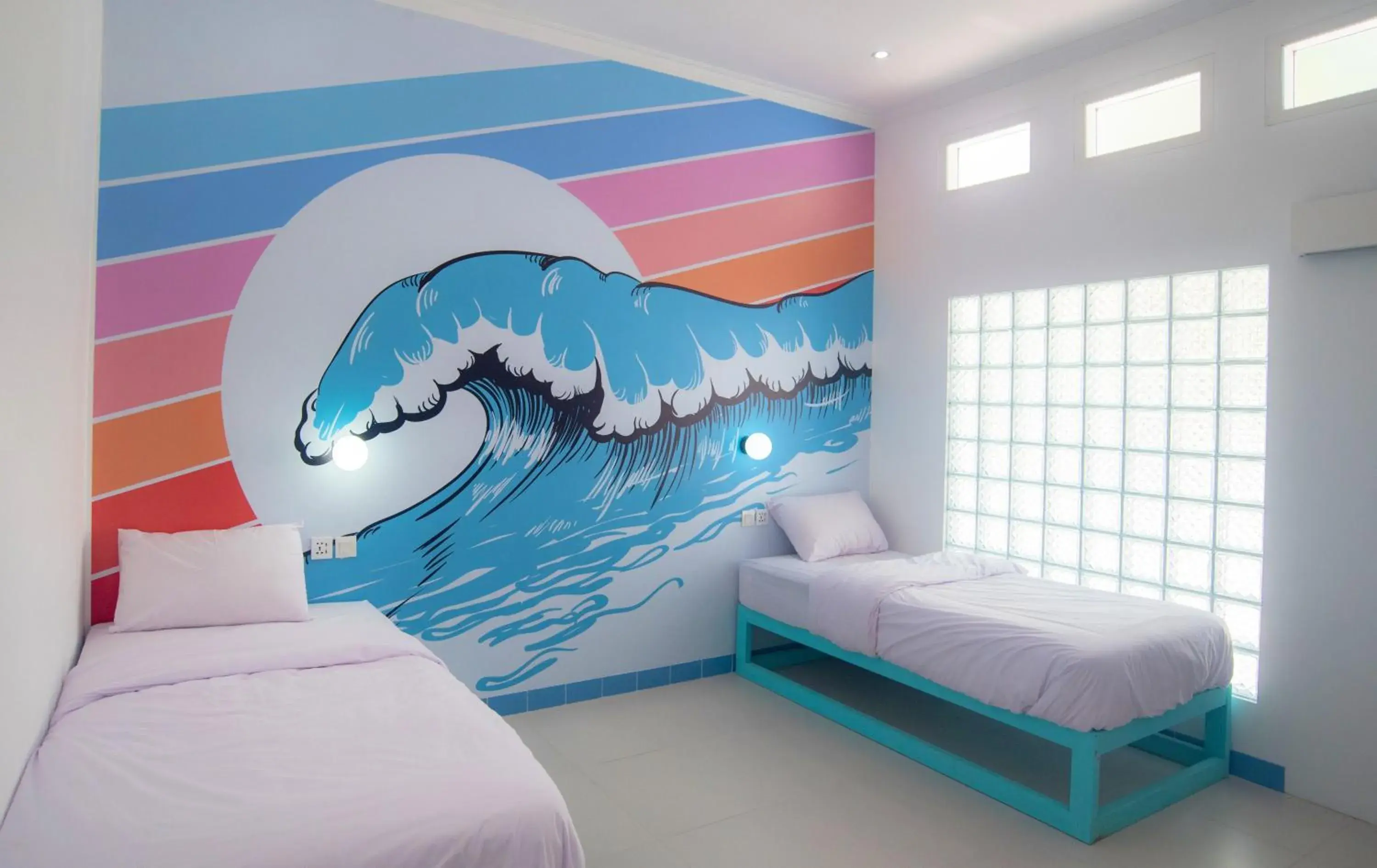 Standard Twin Room - single occupancy in Mad Monkey Kuta Lombok Standard Twin Room - single occupancy in Mad Monkey Kuta Lombok