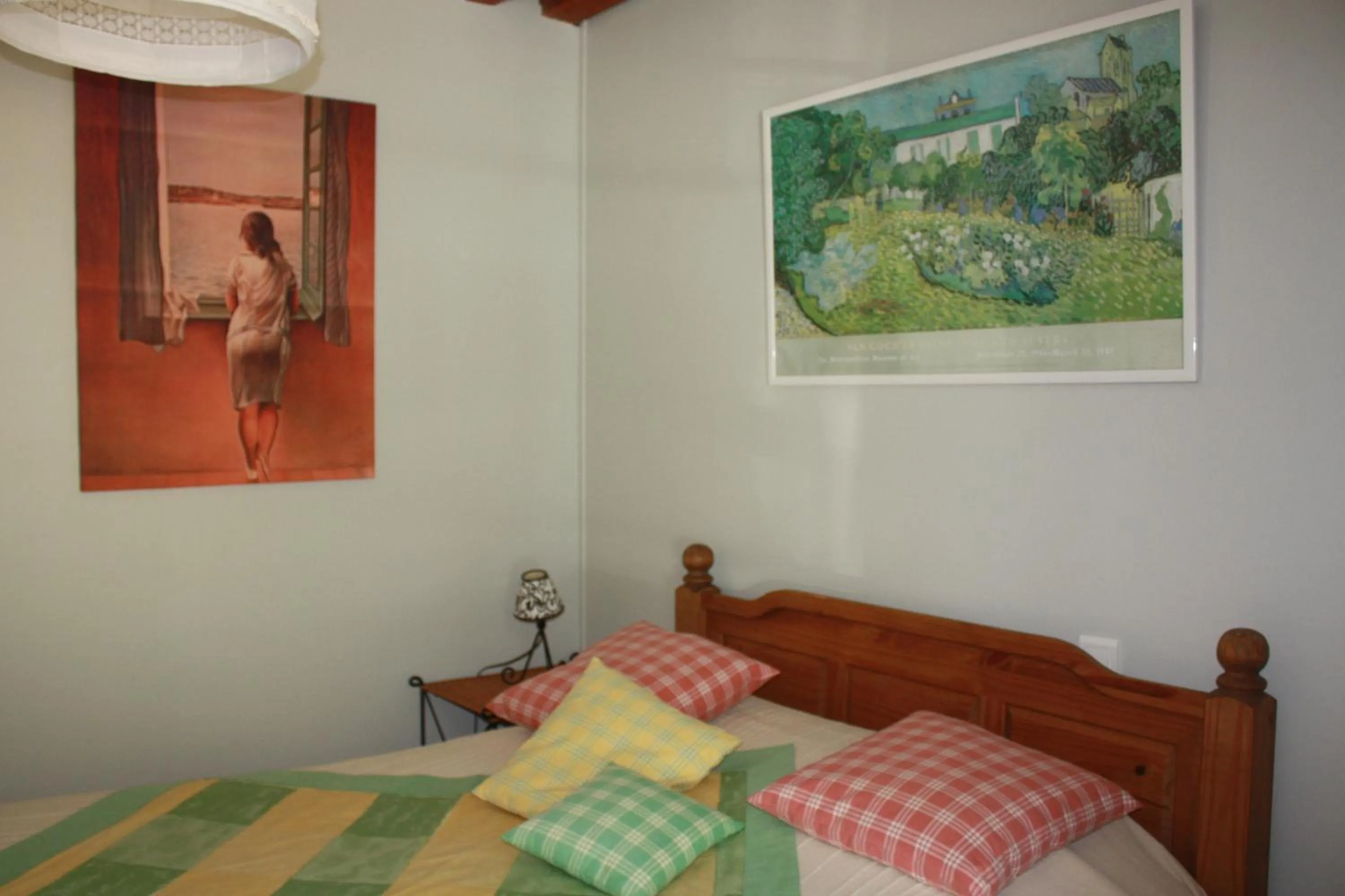Photo of the whole room, Bed in Domaine de "Creva-Tinas"