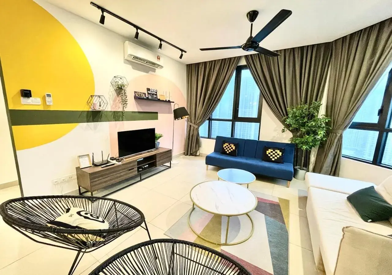Three-Bedroom Apartment in KL Gateway Premium Residences by Moka Three-Bedroom Apartment in KL Gateway Premium Residences by Moka