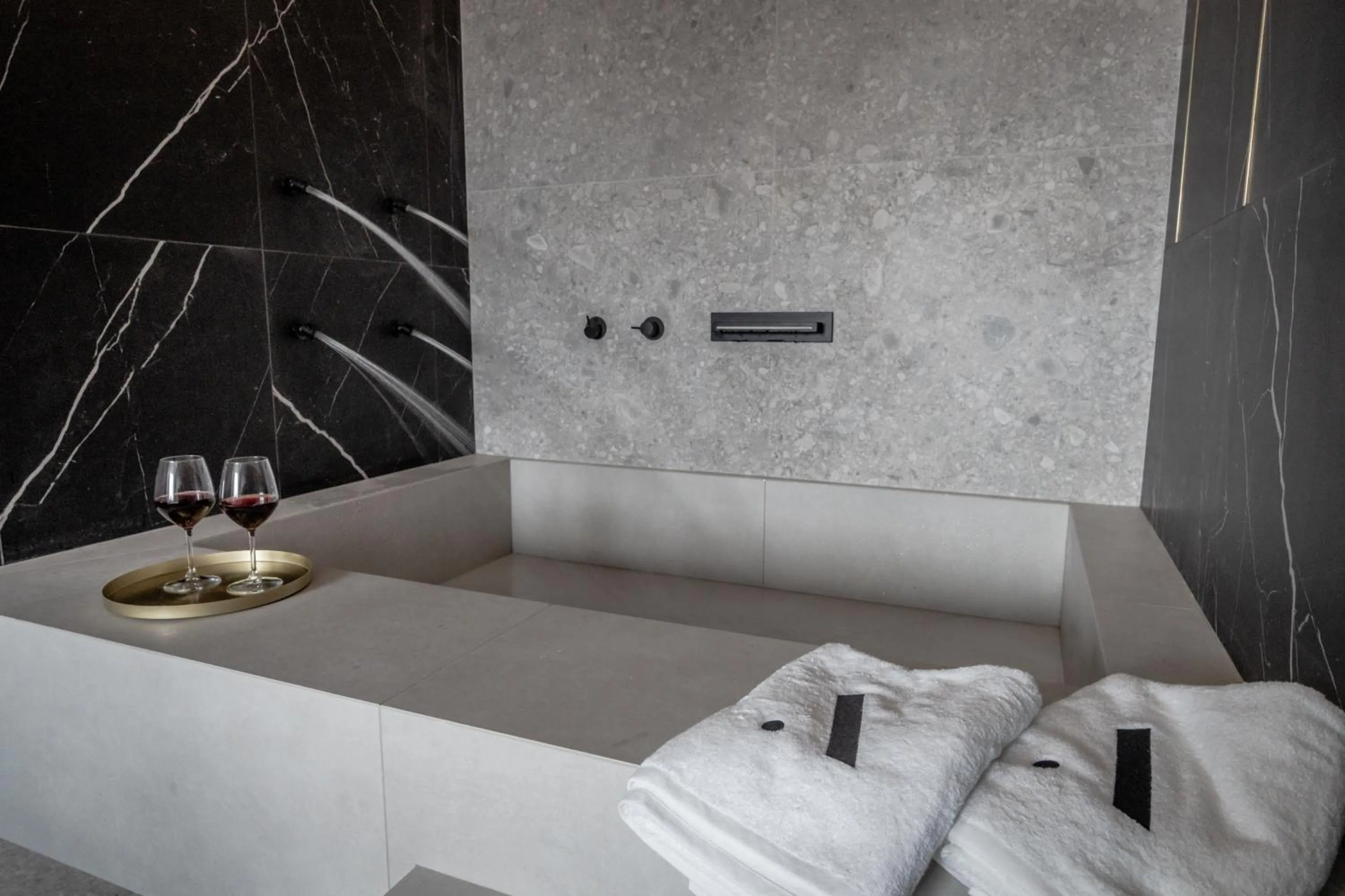 Bed in Athinaion Recreation Suites