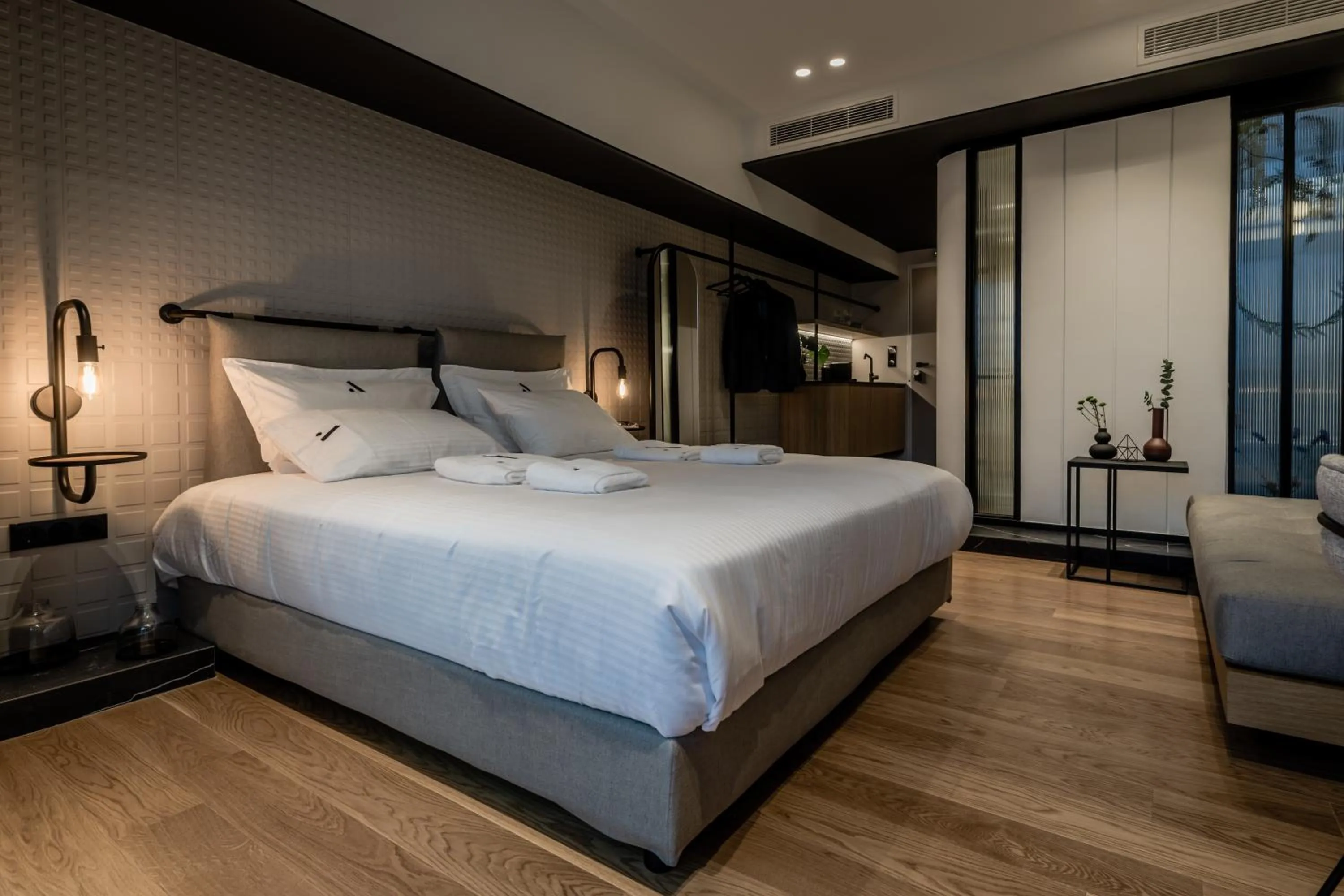 Bed in Athinaion Recreation Suites