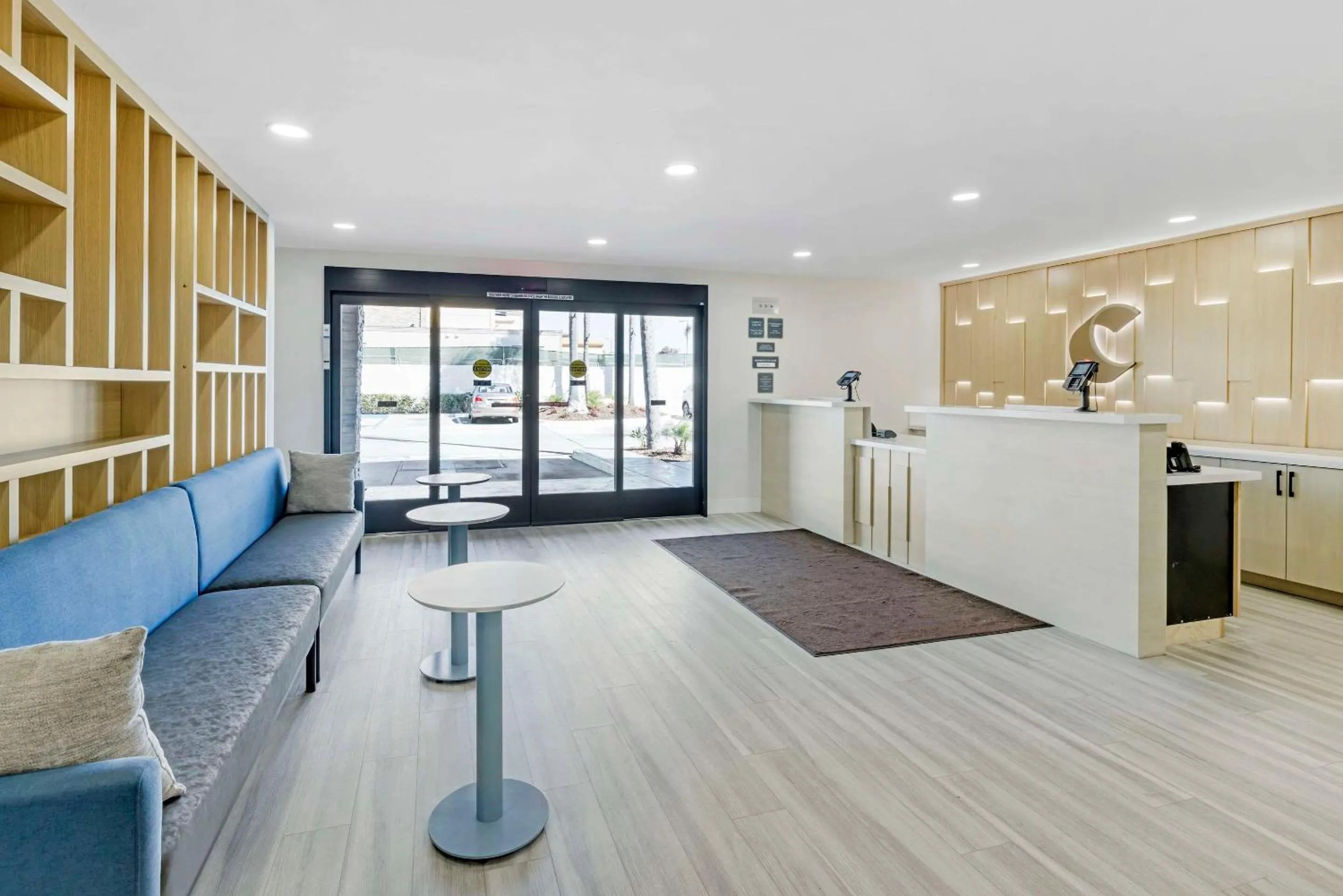 Lobby or reception in Comfort Inn Sea World Area