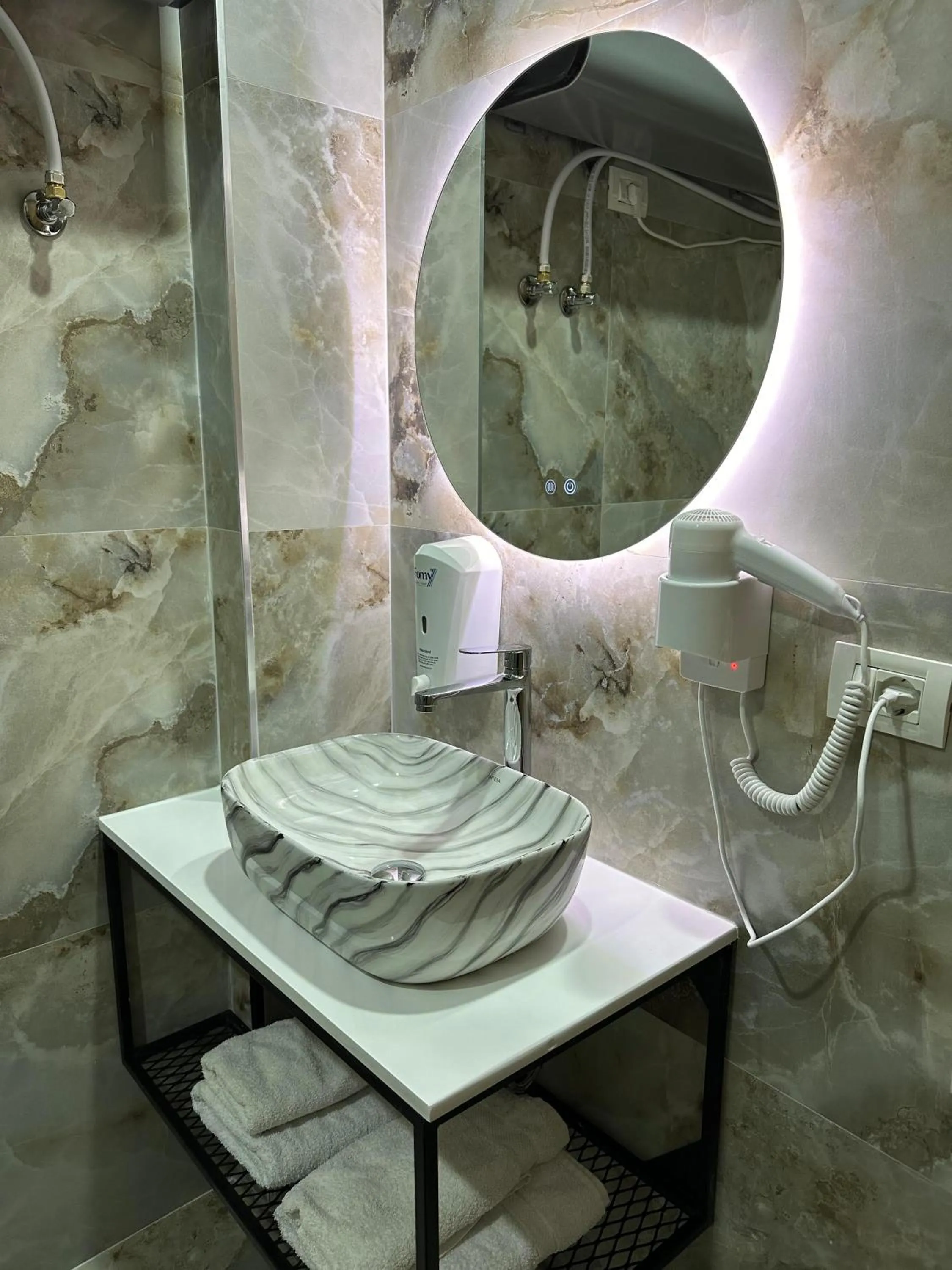 Bathroom in Hotel Arberia