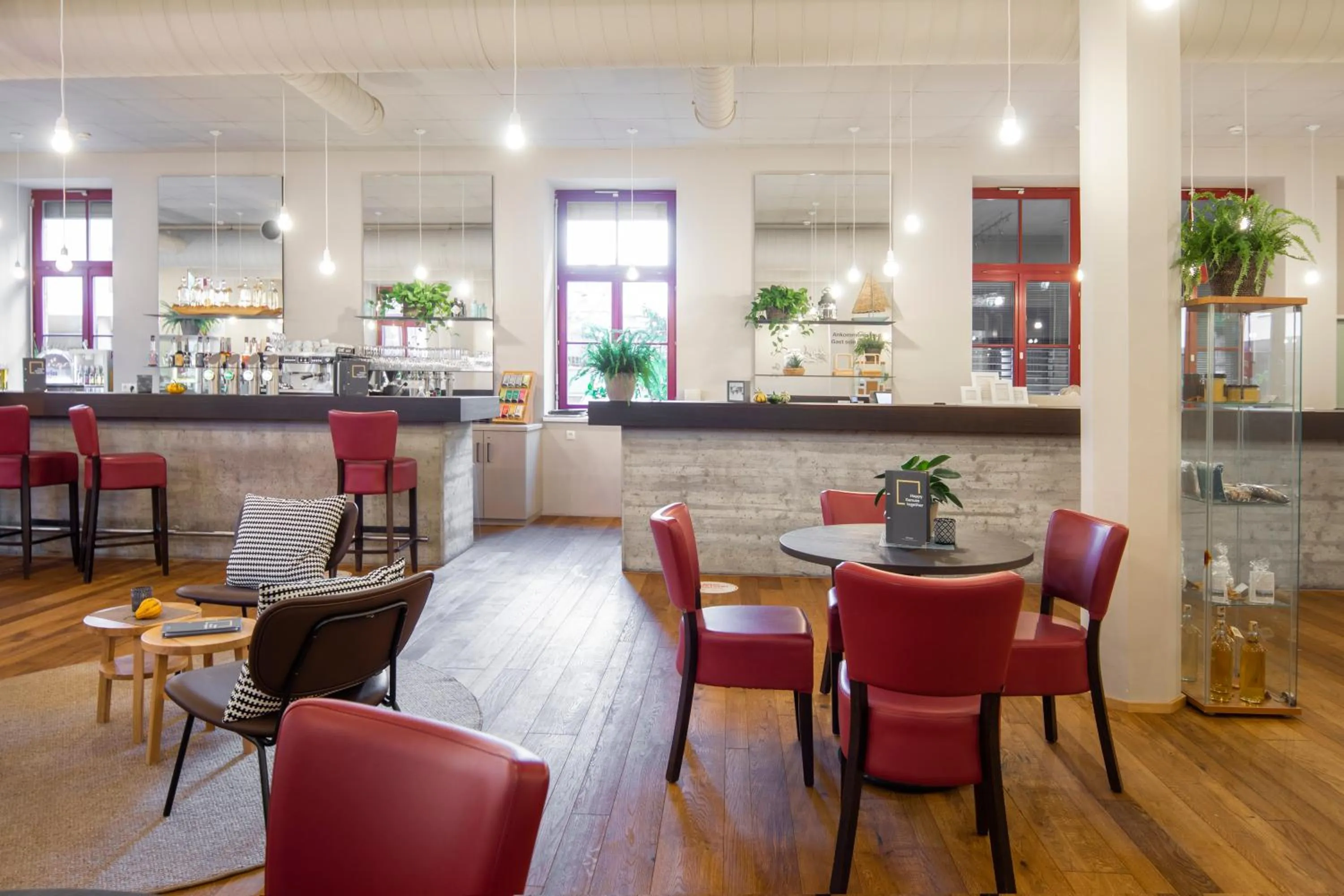 Lounge or bar in JUFA Hotel Bregenz