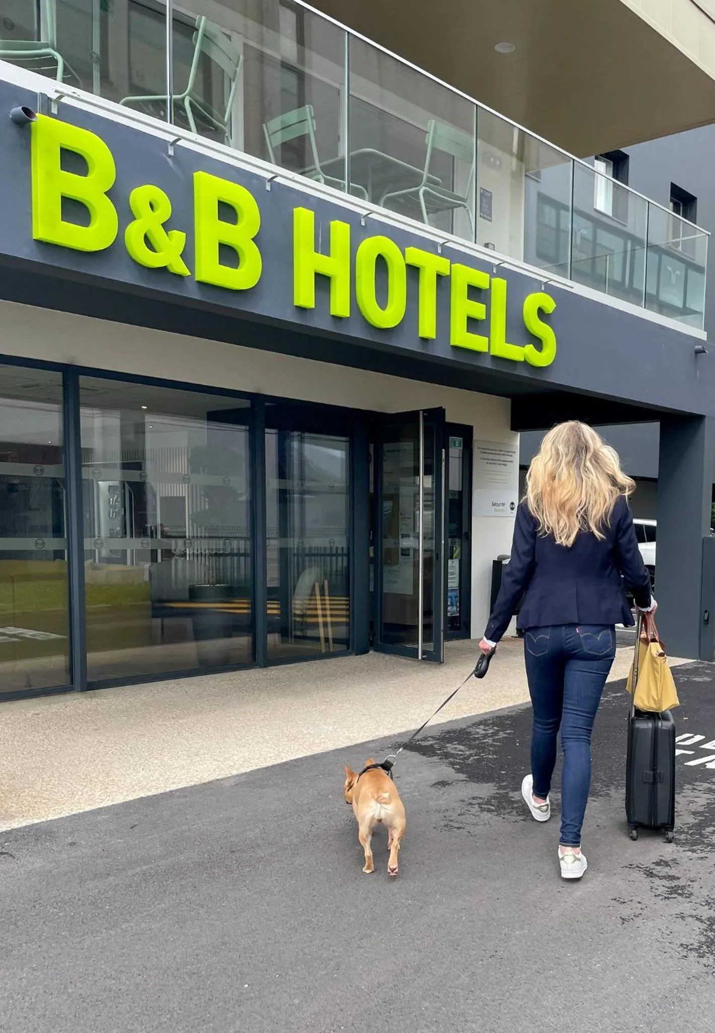 Property building in B&B HOTEL Brest Centre Port de Commerce