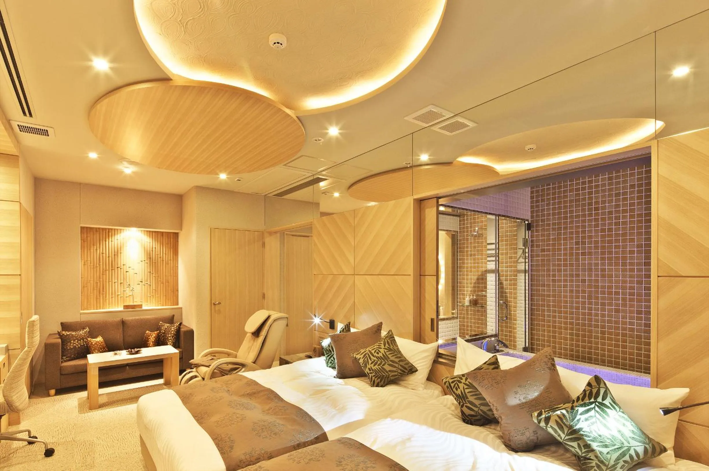 Photo of the whole room in Hotel Coco Grand