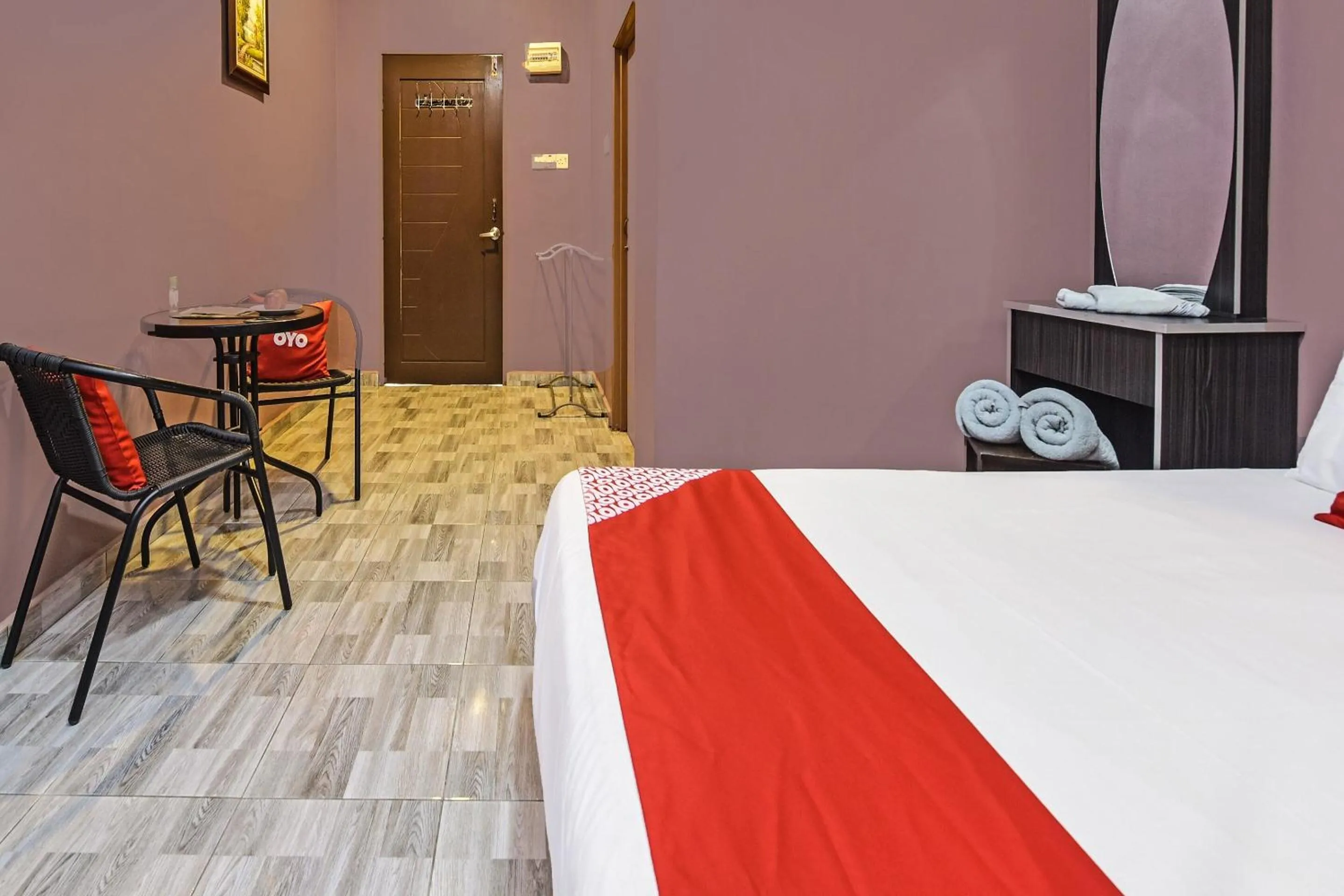 Bedroom in OYO Home 90348 Inspire Rooms