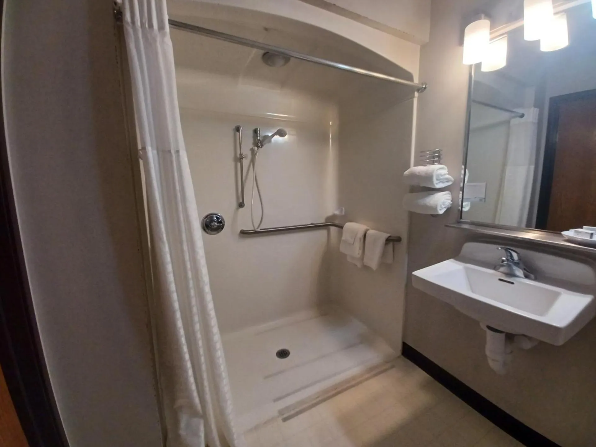 Baymont by Wyndham Freeport